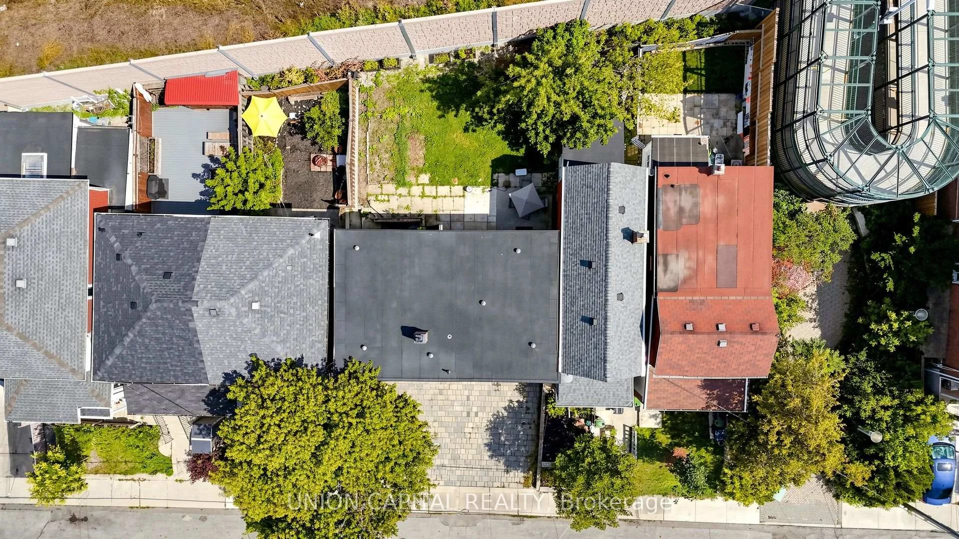Photo 4 of 247 Prescott Avenue, Toronto, Weston-Pellam Park — HOMEH