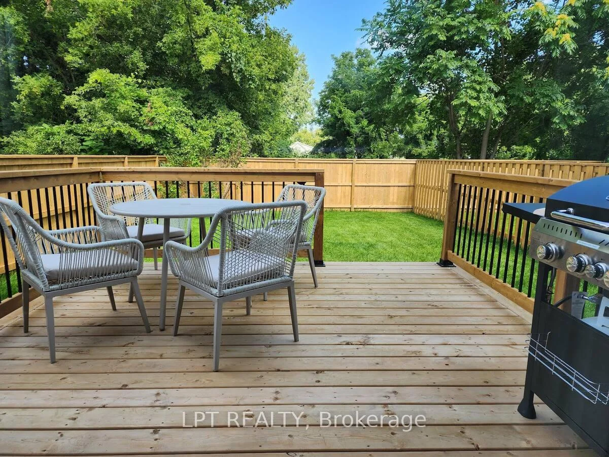 Photo 27 of 105 King Street E, Chatham-Kent — HOMEH