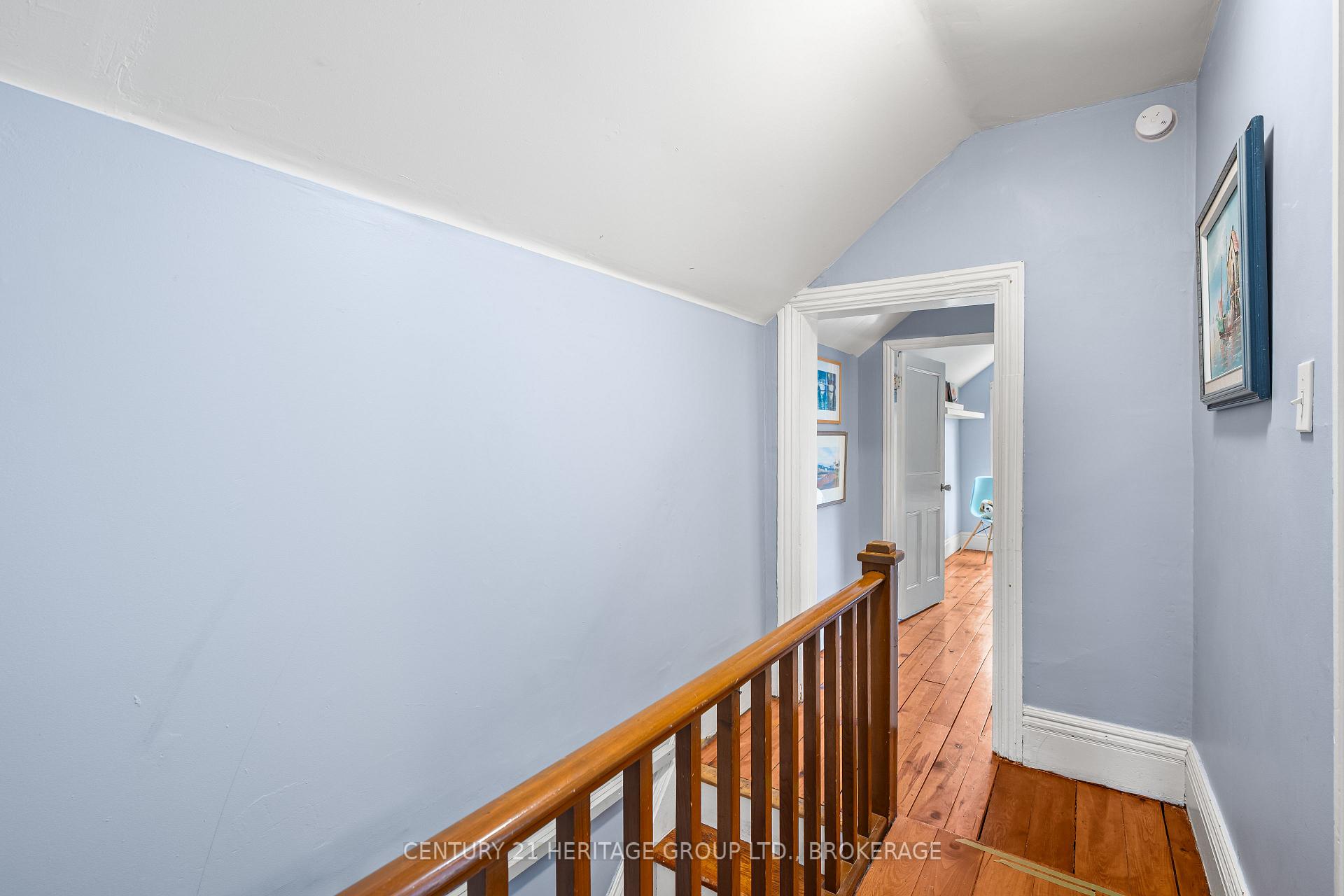 Photo 14 of 18 Pine Street, Kingston, East of Sir John A. Blvd — HOMEH