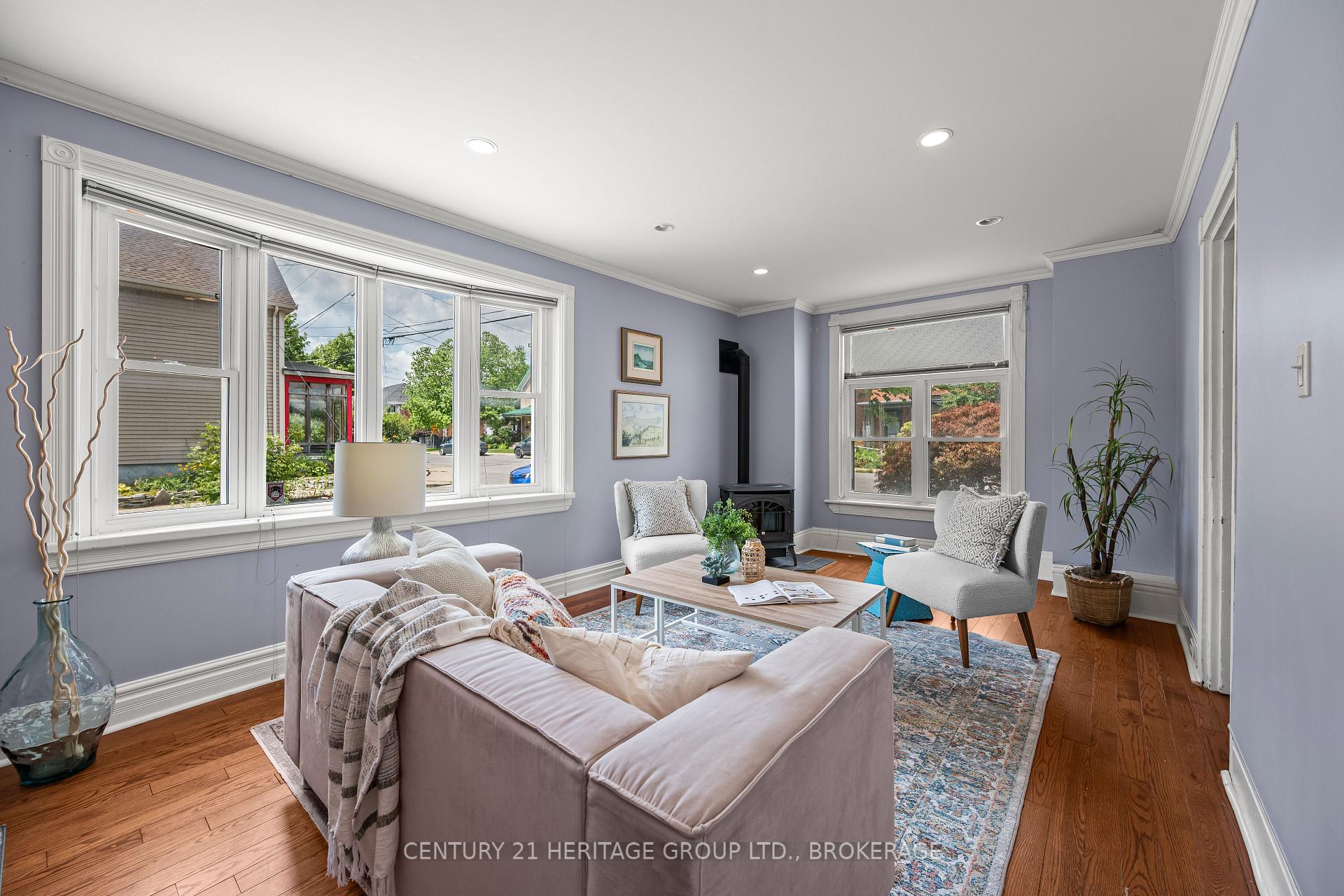 Photo 20 of 18 Pine Street, Kingston, East of Sir John A. Blvd — HOMEH