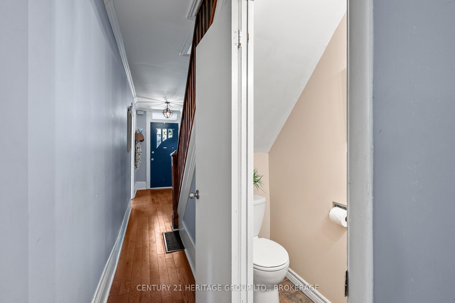 Photo 27 of 18 Pine Street, Kingston, East of Sir John A. Blvd — HOMEH