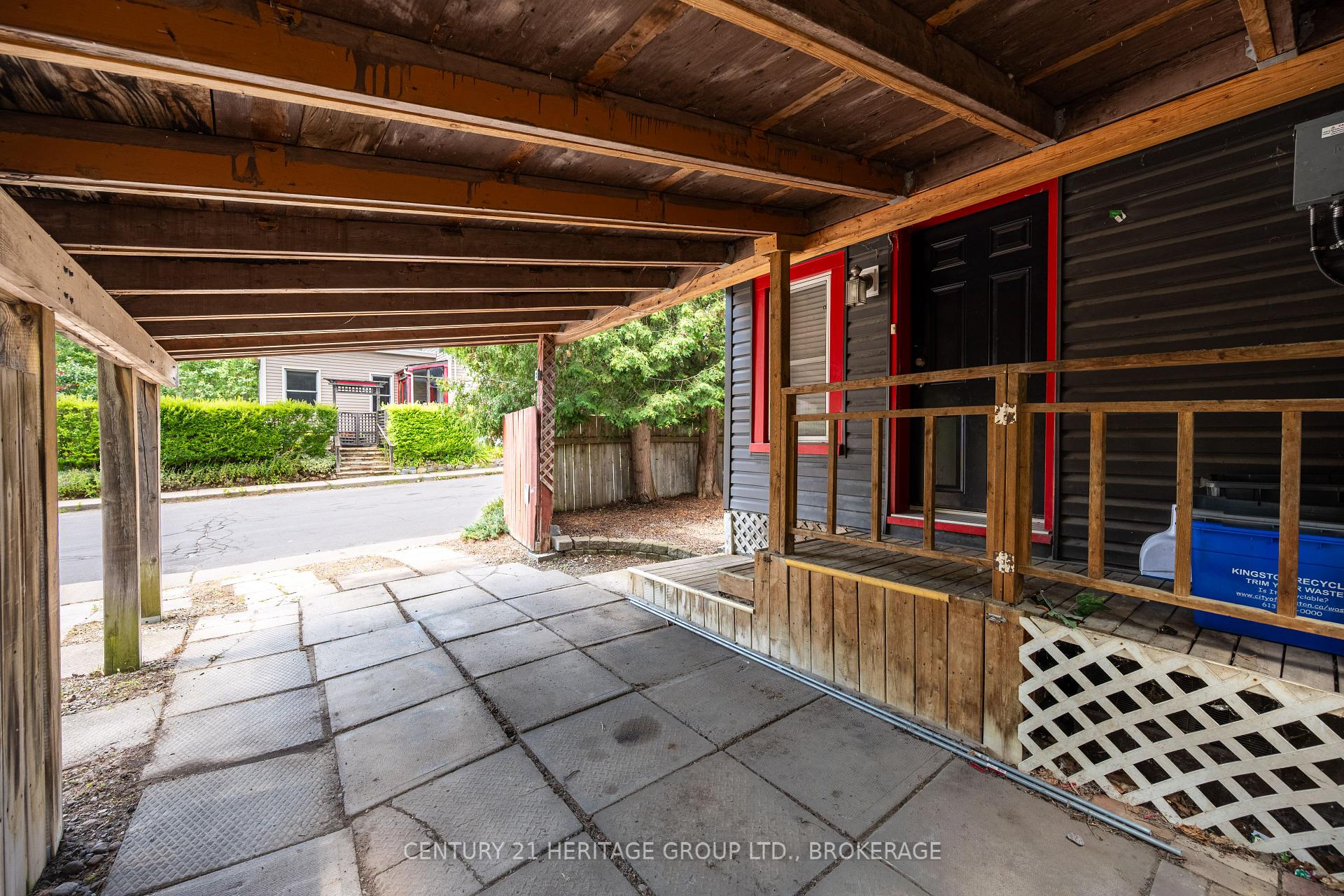 Photo 37 of 18 Pine Street, Kingston, East of Sir John A. Blvd — HOMEH