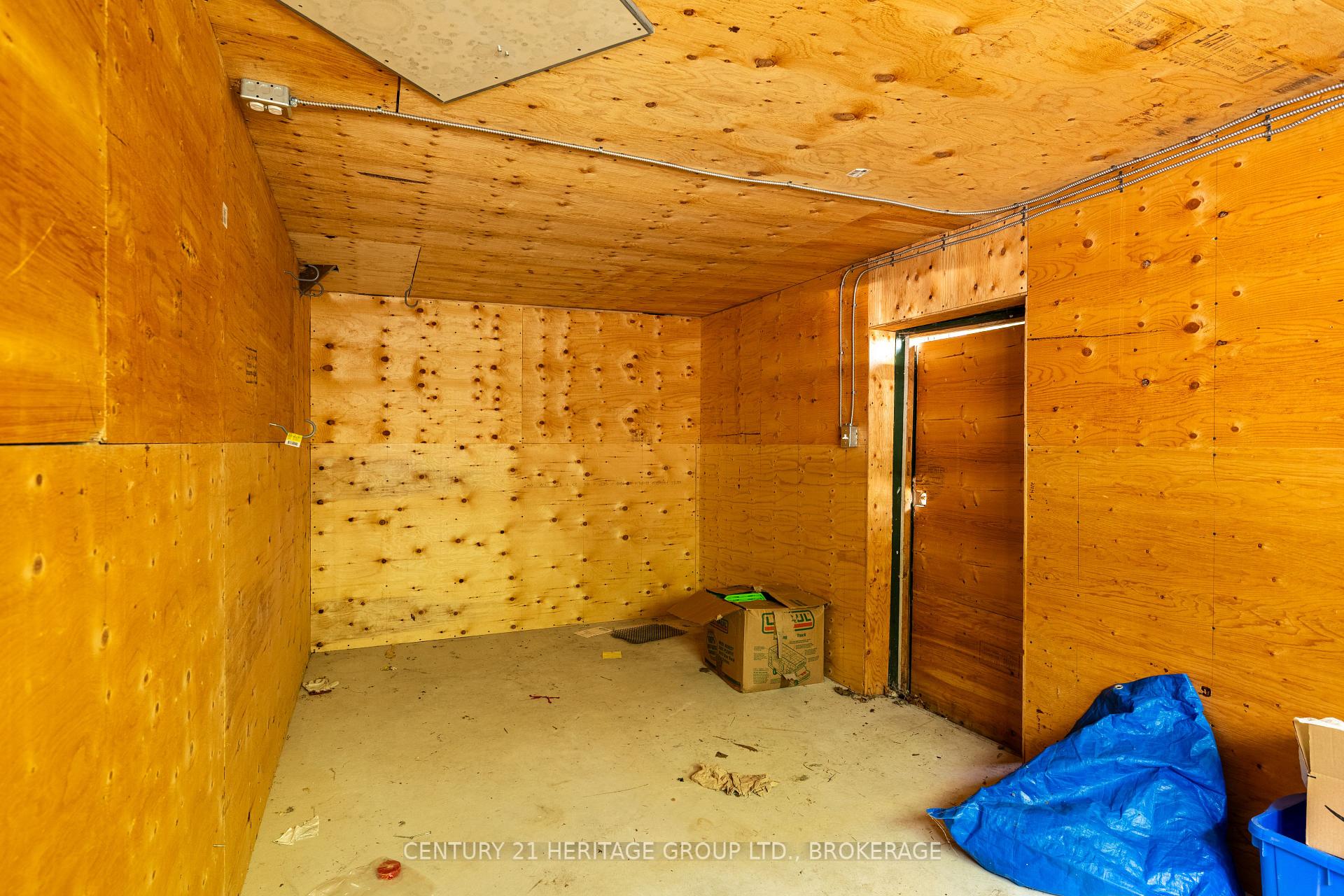 Photo 49 of 18 Pine Street, Kingston, East of Sir John A. Blvd — HOMEH