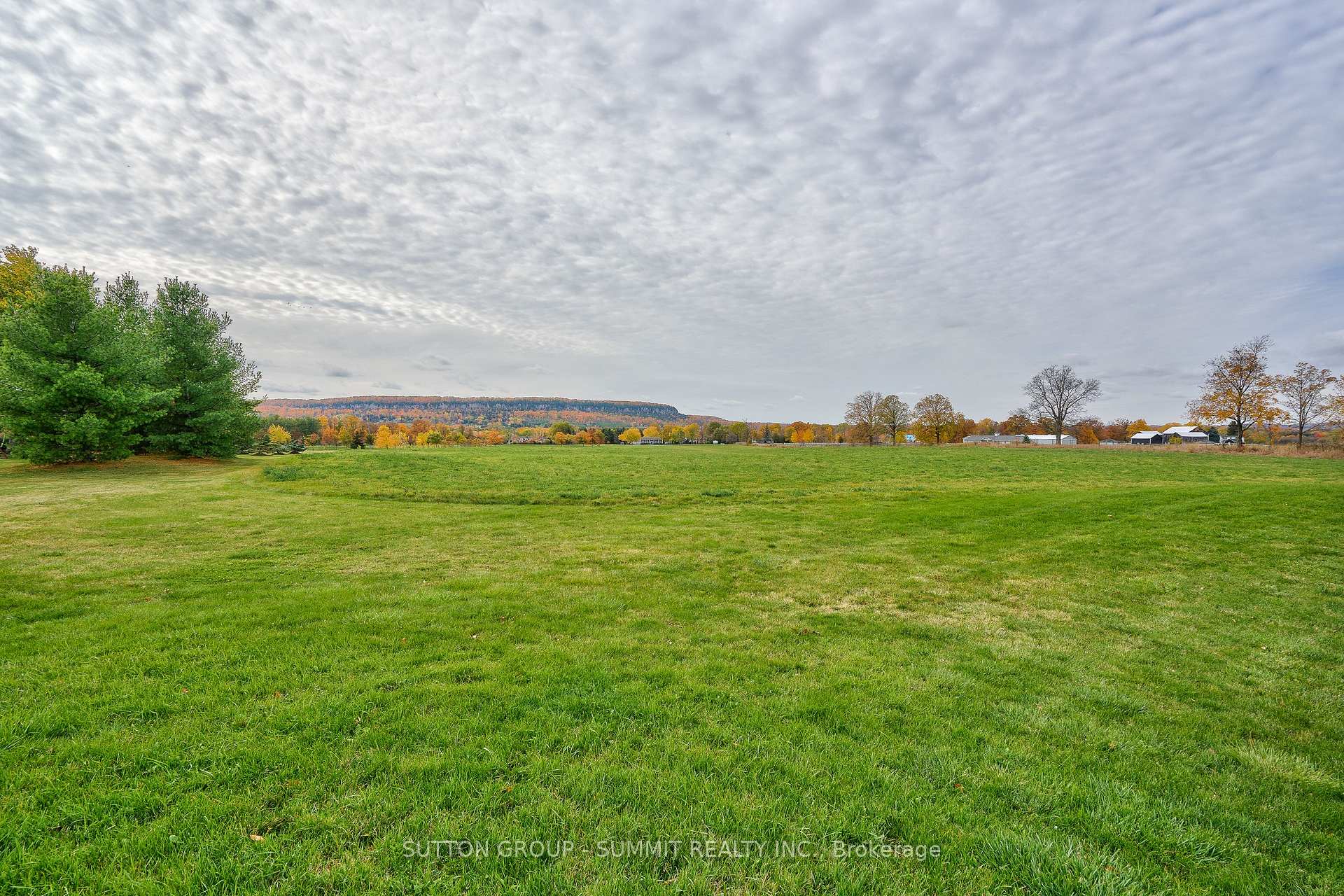 Photo 31 of 5431 Appleby Line, Burlington, Rural Burlington — HOMEH