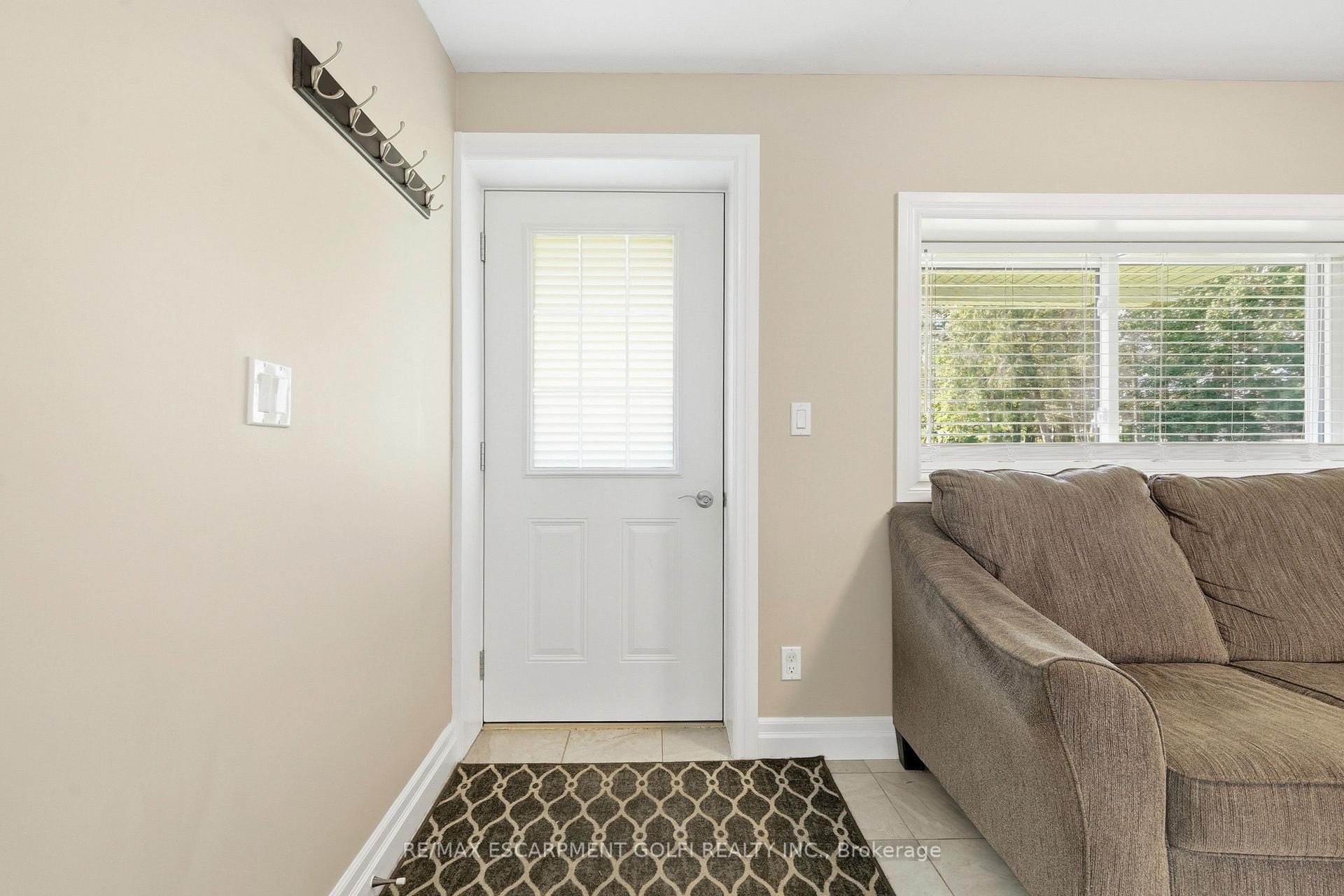 Photo 2 of Unit Lower, 11404 Lakeshore Road, Wainfleet, Lakeshore — HOMEH