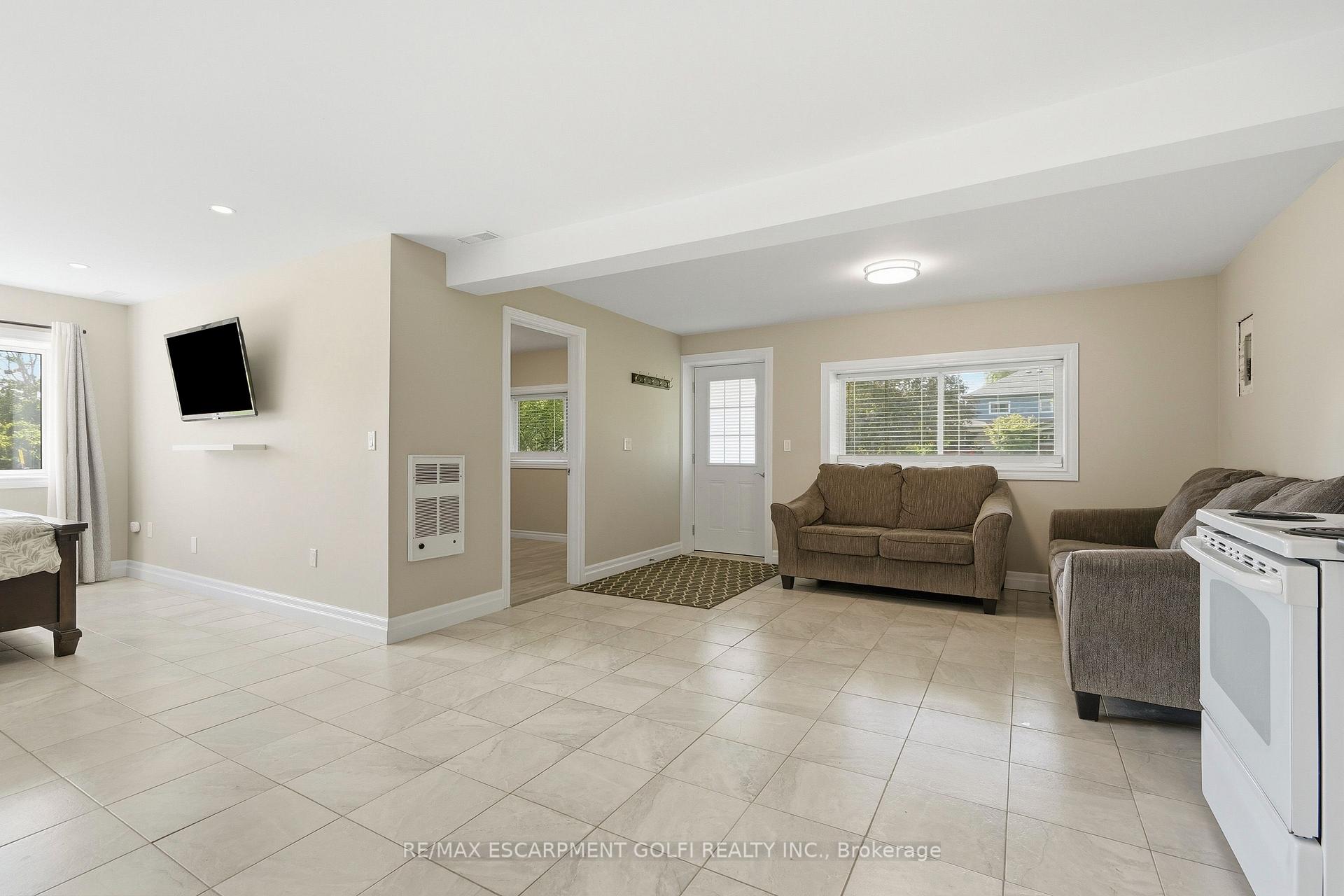 Photo 6 of Unit Lower, 11404 Lakeshore Road, Wainfleet, Lakeshore — HOMEH