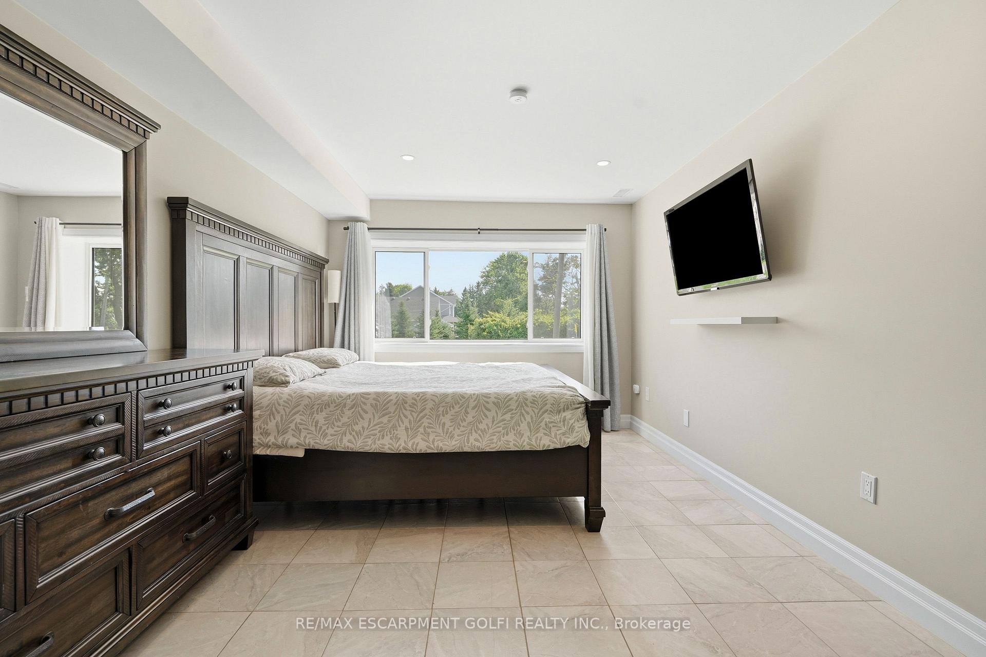 Photo 9 of Unit Lower, 11404 Lakeshore Road, Wainfleet, Lakeshore — HOMEH