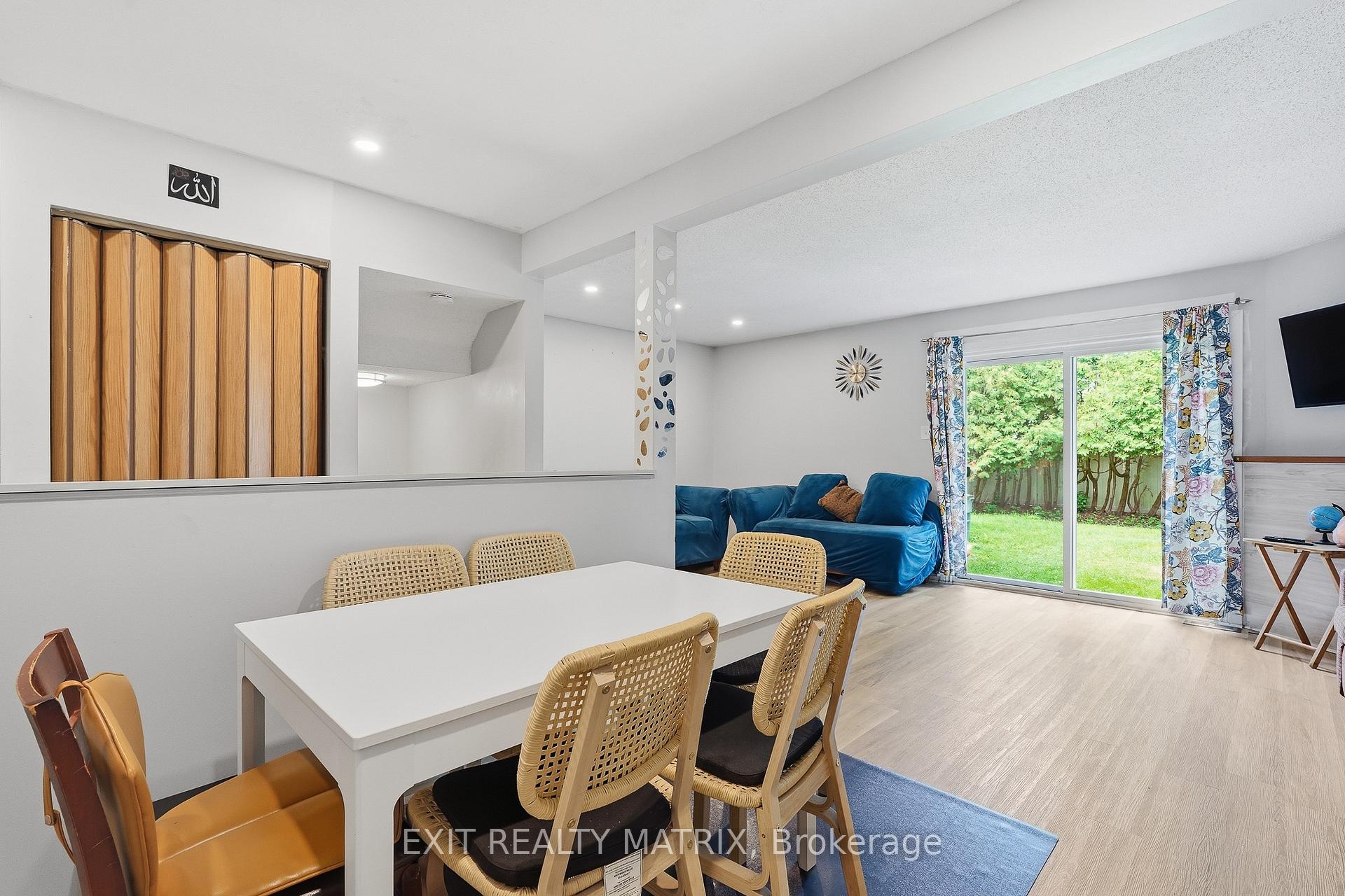 Photo 11 of Unit 3, 1661 Heron Road, Ottawa, Guildwood Estates - Urbandale Acres — HOMEH