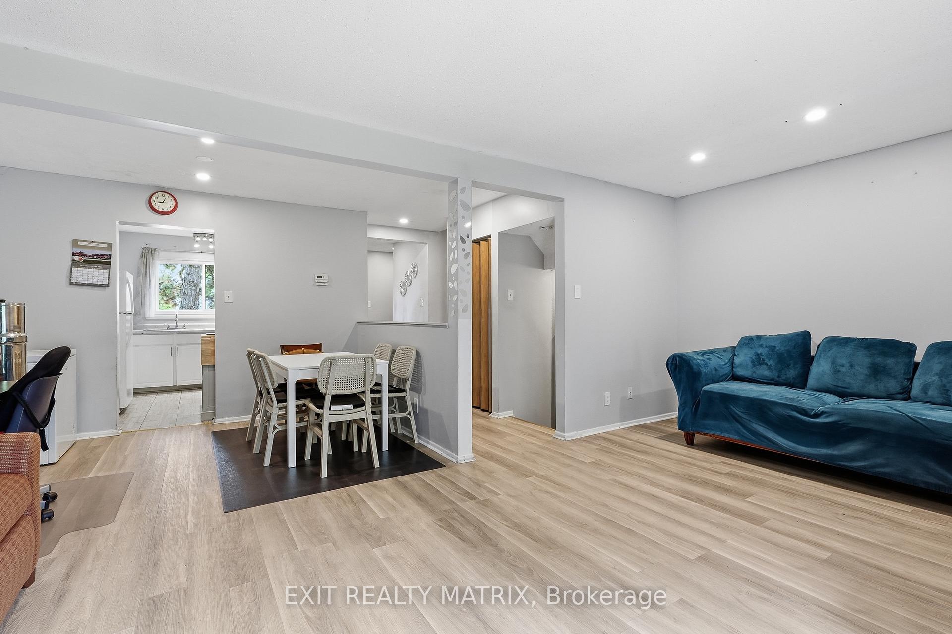 Photo 15 of Unit 3, 1661 Heron Road, Ottawa, Guildwood Estates - Urbandale Acres — HOMEH