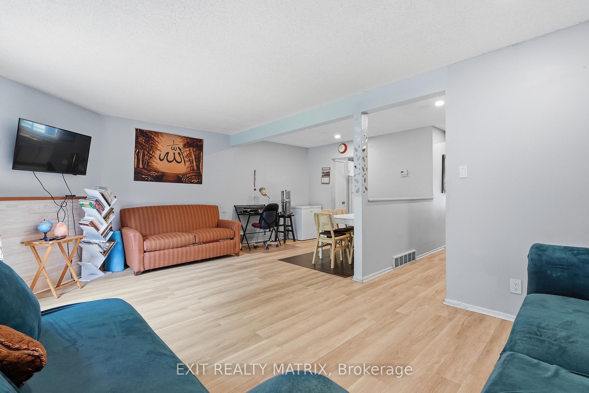 Photo 16 of Unit 3, 1661 Heron Road, Ottawa, Guildwood Estates - Urbandale Acres — HOMEH