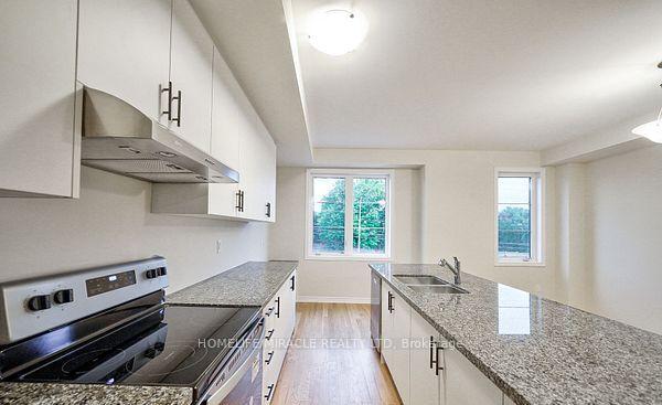 Photo 11 of 1449 National Common, Burlington, Tyandaga — HOMEH