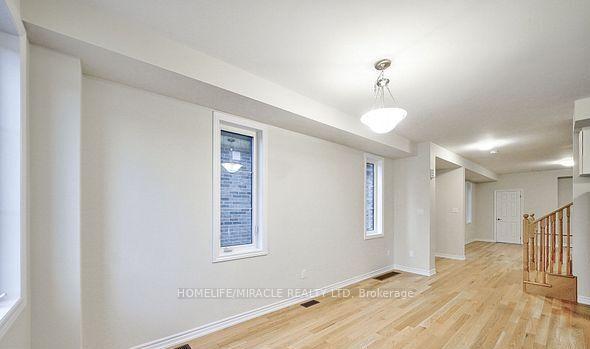 Photo 27 of 1449 National Common, Burlington, Tyandaga — HOMEH