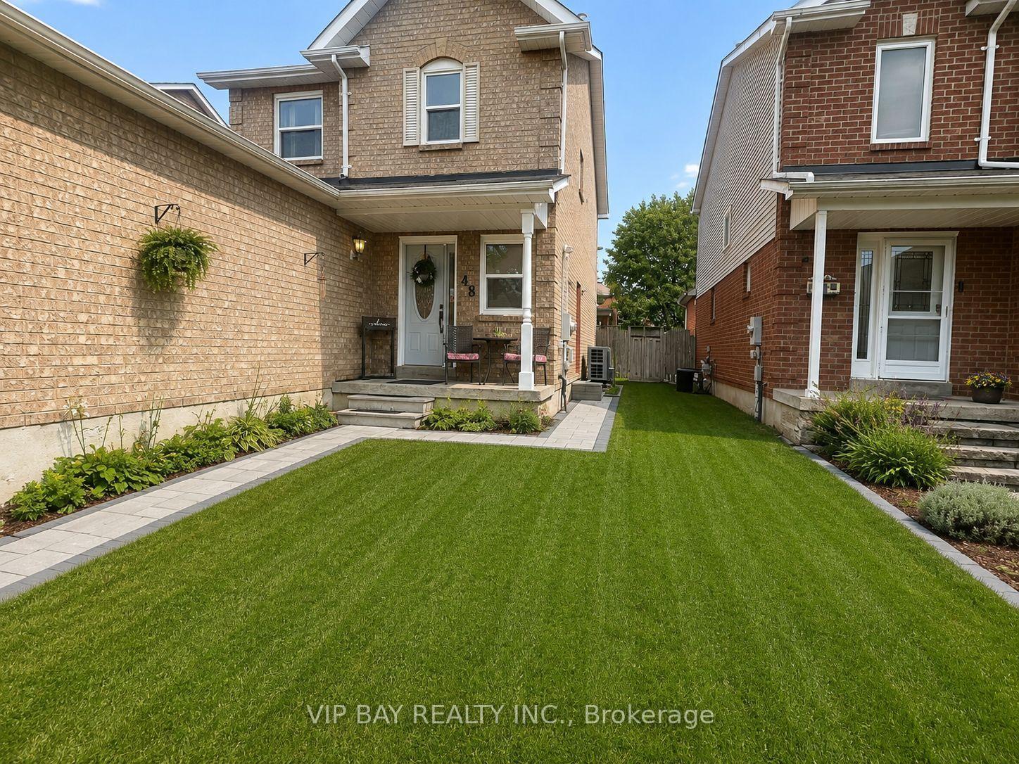 Photo 1 of Unit Lower, 48 Verona Crescent, Georgina, Keswick North — HOMEH