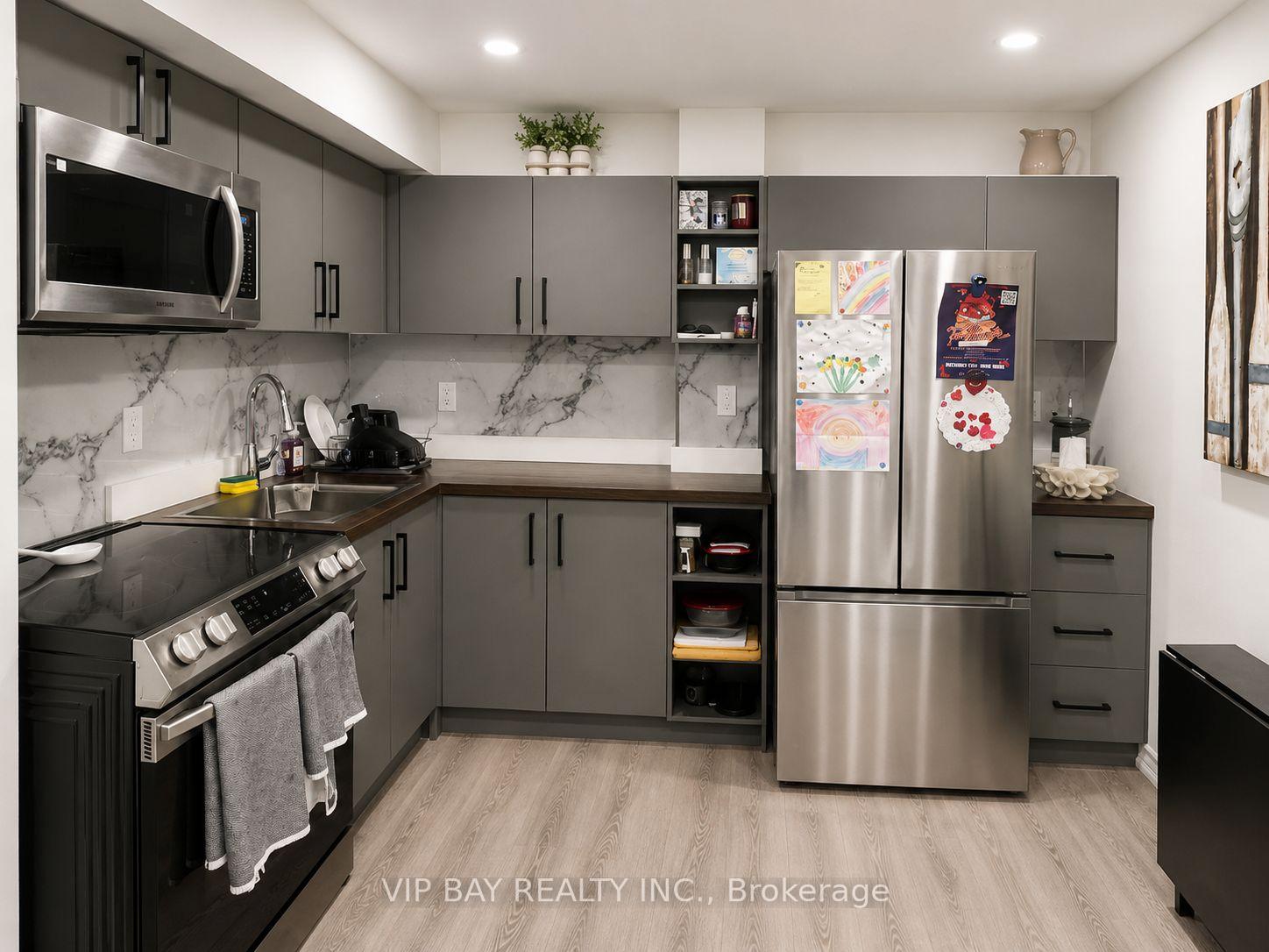 Photo 8 of Unit Lower, 48 Verona Crescent, Georgina, Keswick North — HOMEH