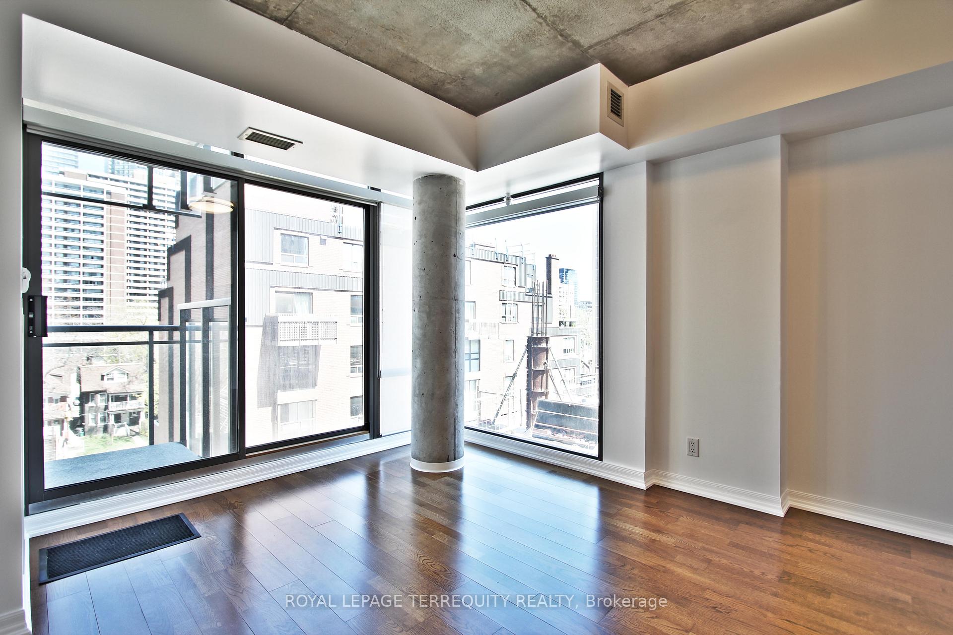 Photo 3 of Unit 708, 22 Wellesley Street E, Toronto, Church-Yonge Corridor — HOMEH