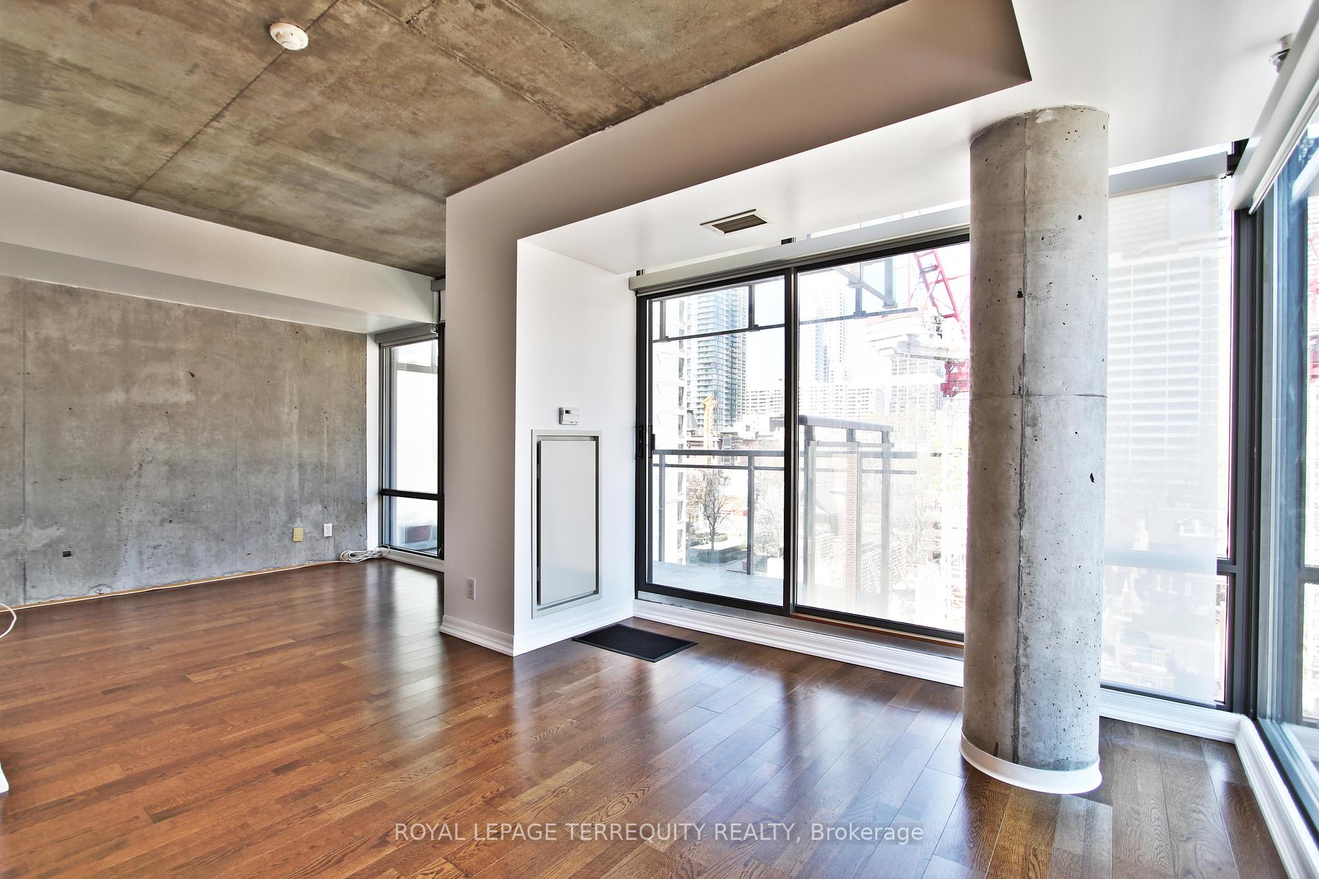 Photo 6 of Unit 708, 22 Wellesley Street E, Toronto, Church-Yonge Corridor — HOMEH