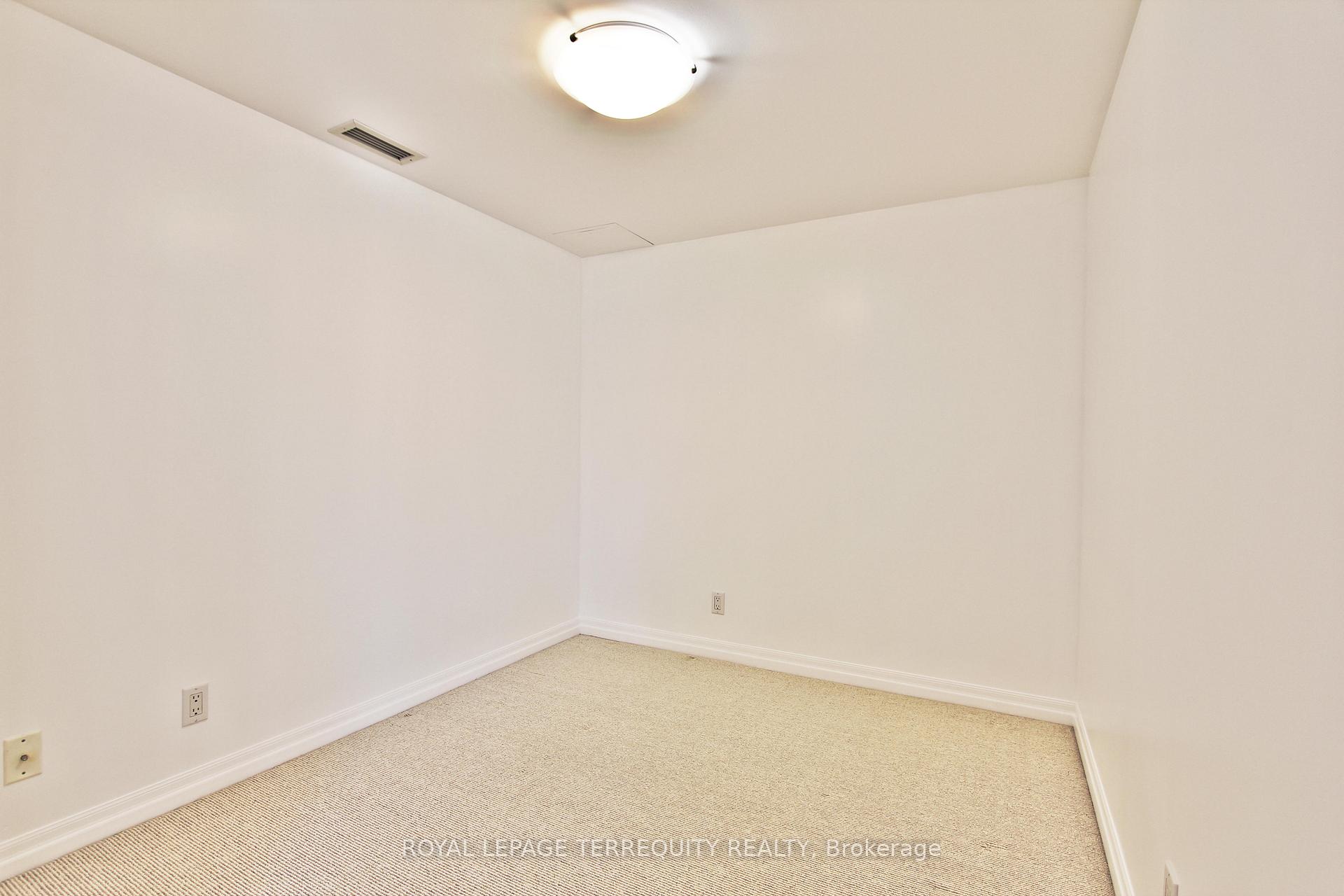 Photo 8 of Unit 708, 22 Wellesley Street E, Toronto, Church-Yonge Corridor — HOMEH