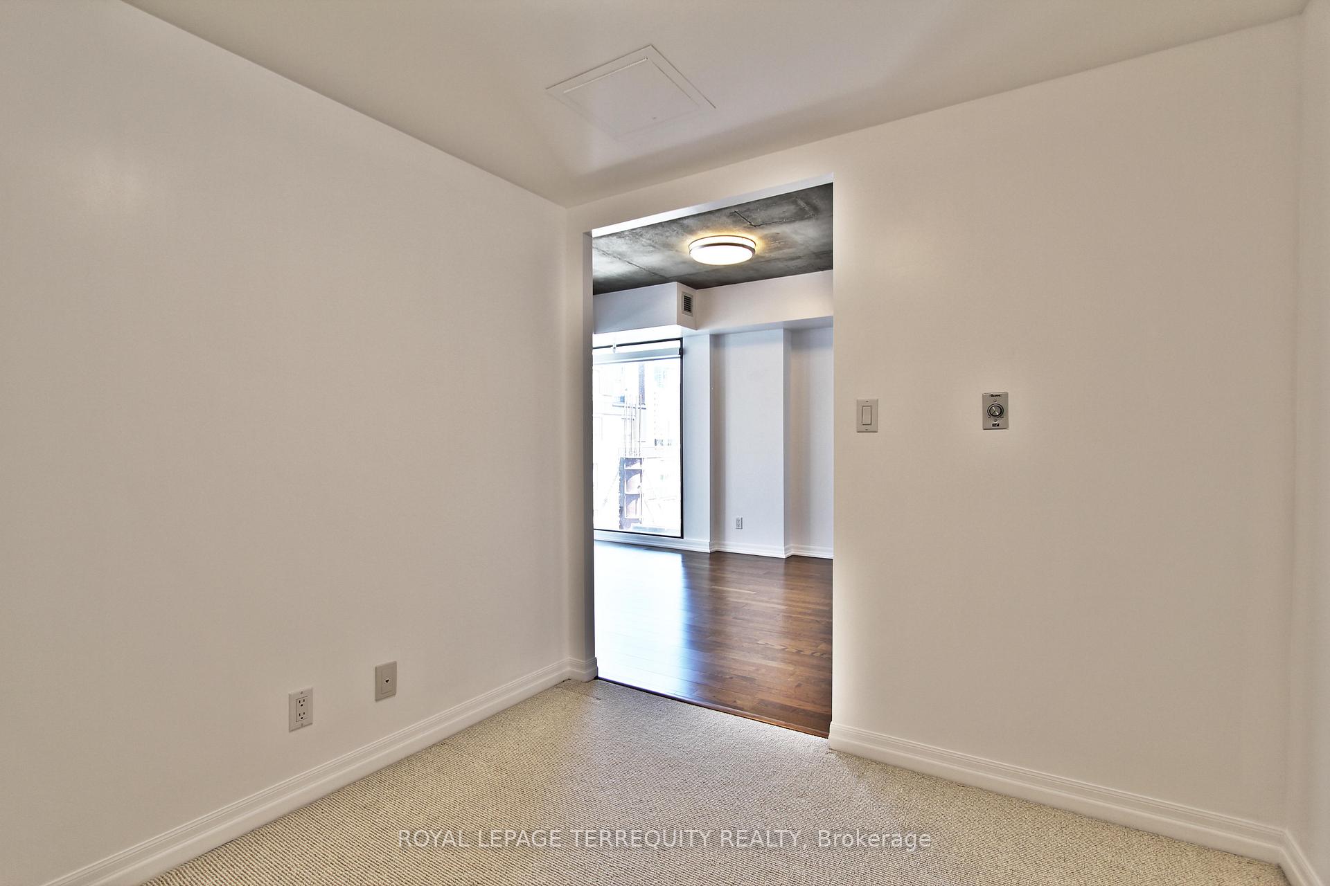 Photo 9 of Unit 708, 22 Wellesley Street E, Toronto, Church-Yonge Corridor — HOMEH