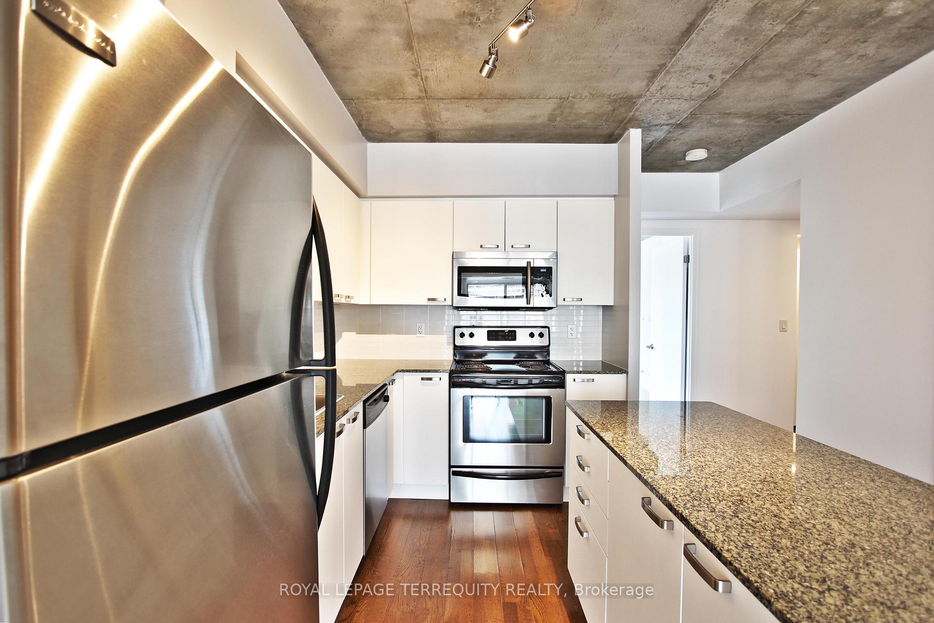 Photo 12 of Unit 708, 22 Wellesley Street E, Toronto, Church-Yonge Corridor — HOMEH