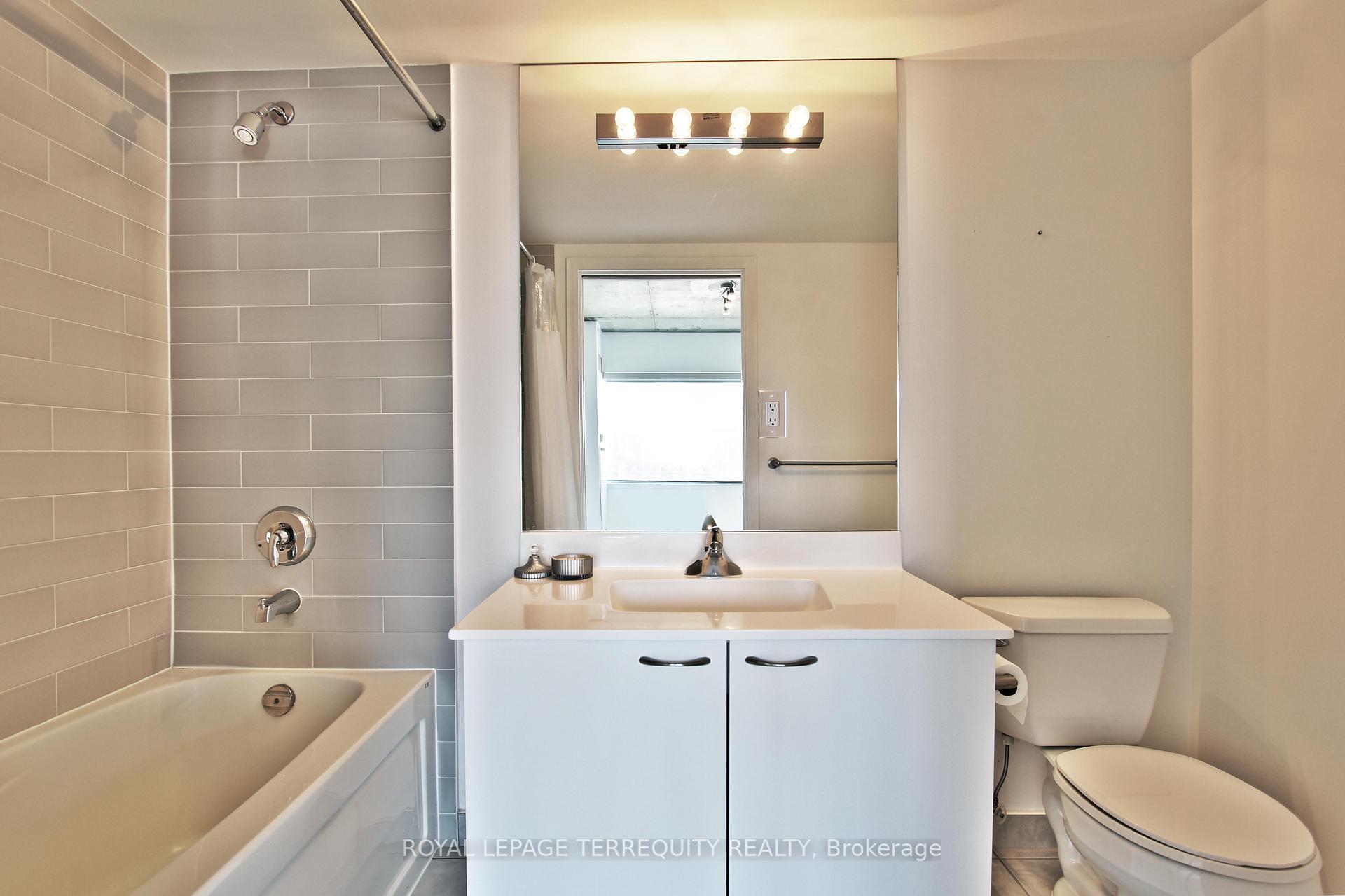 Photo 20 of Unit 708, 22 Wellesley Street E, Toronto, Church-Yonge Corridor — HOMEH