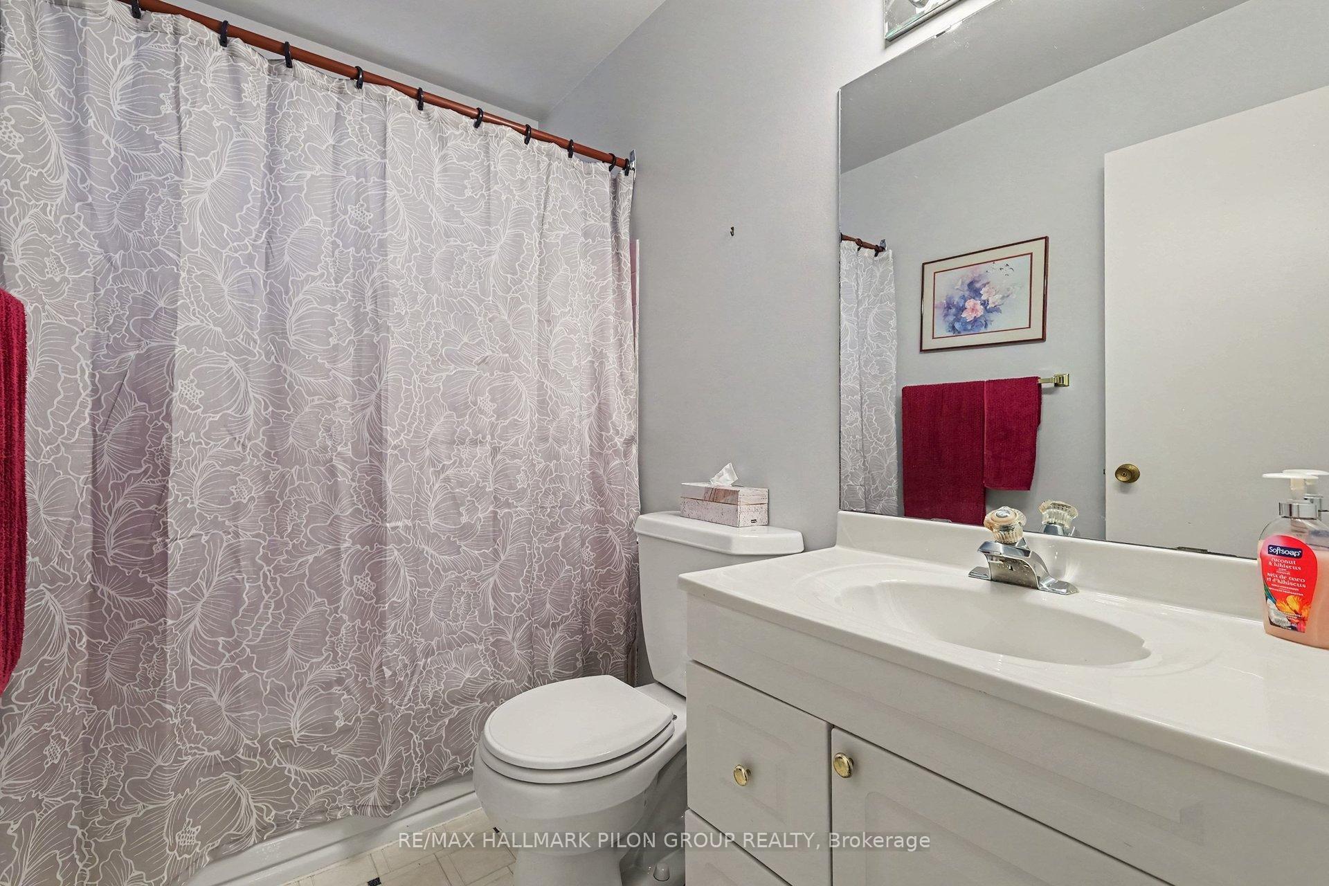 Photo 15 of 496 Tisdale Crescent, Ottawa, Beacon Hill North — HOMEH
