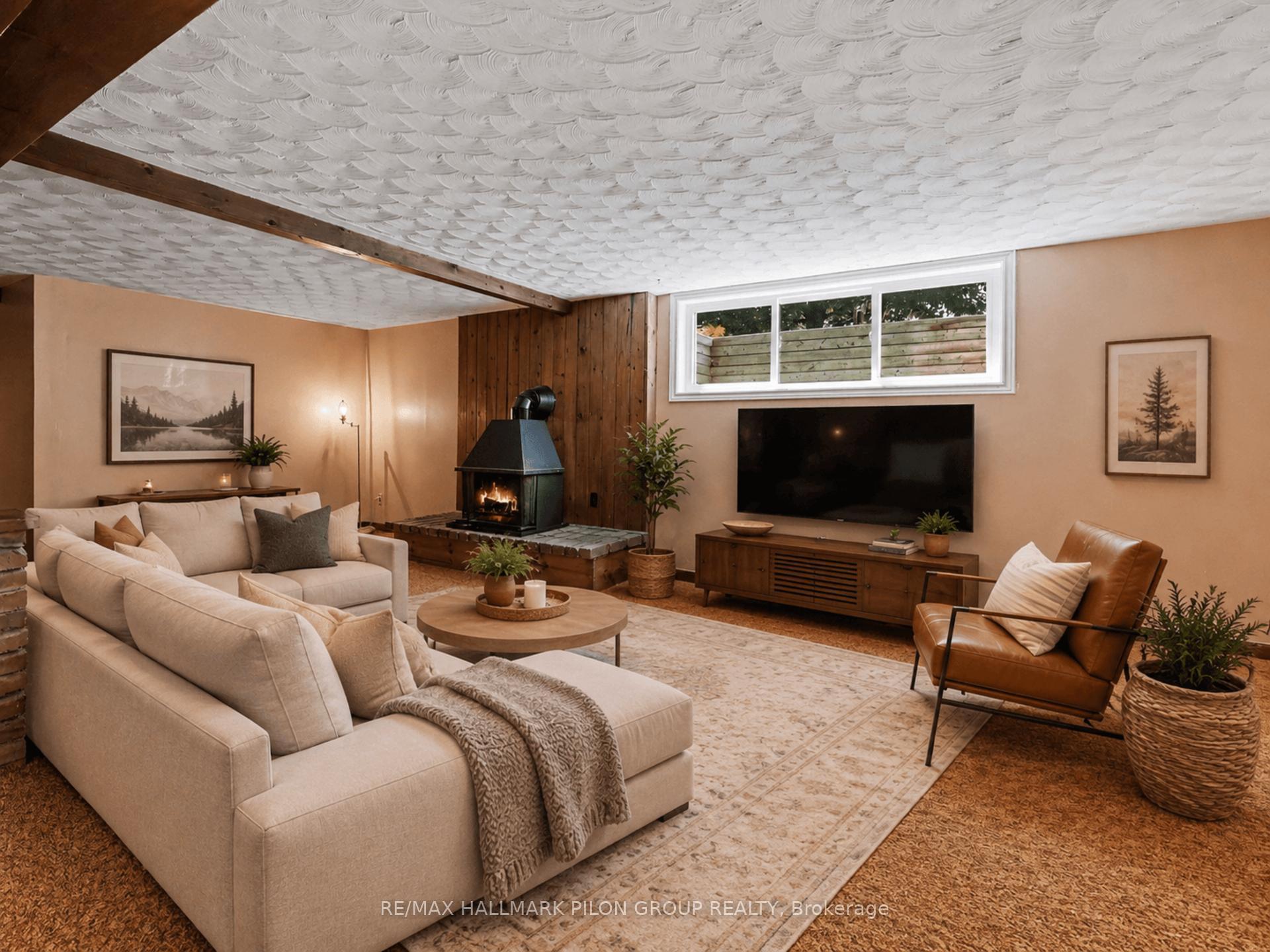 Photo 16 of 496 Tisdale Crescent, Ottawa, Beacon Hill North — HOMEH