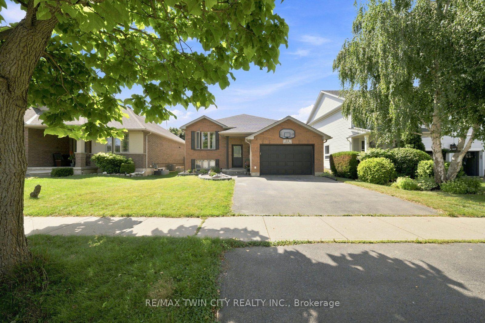 Photo 1 of 22 Osborn Avenue, Brantford, Empire — HOMEH