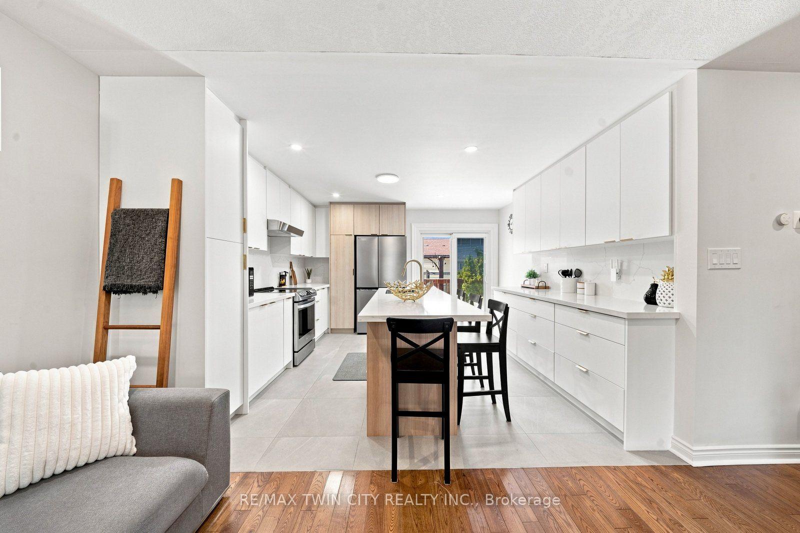 Photo 20 of 22 Osborn Avenue, Brantford, Empire — HOMEH