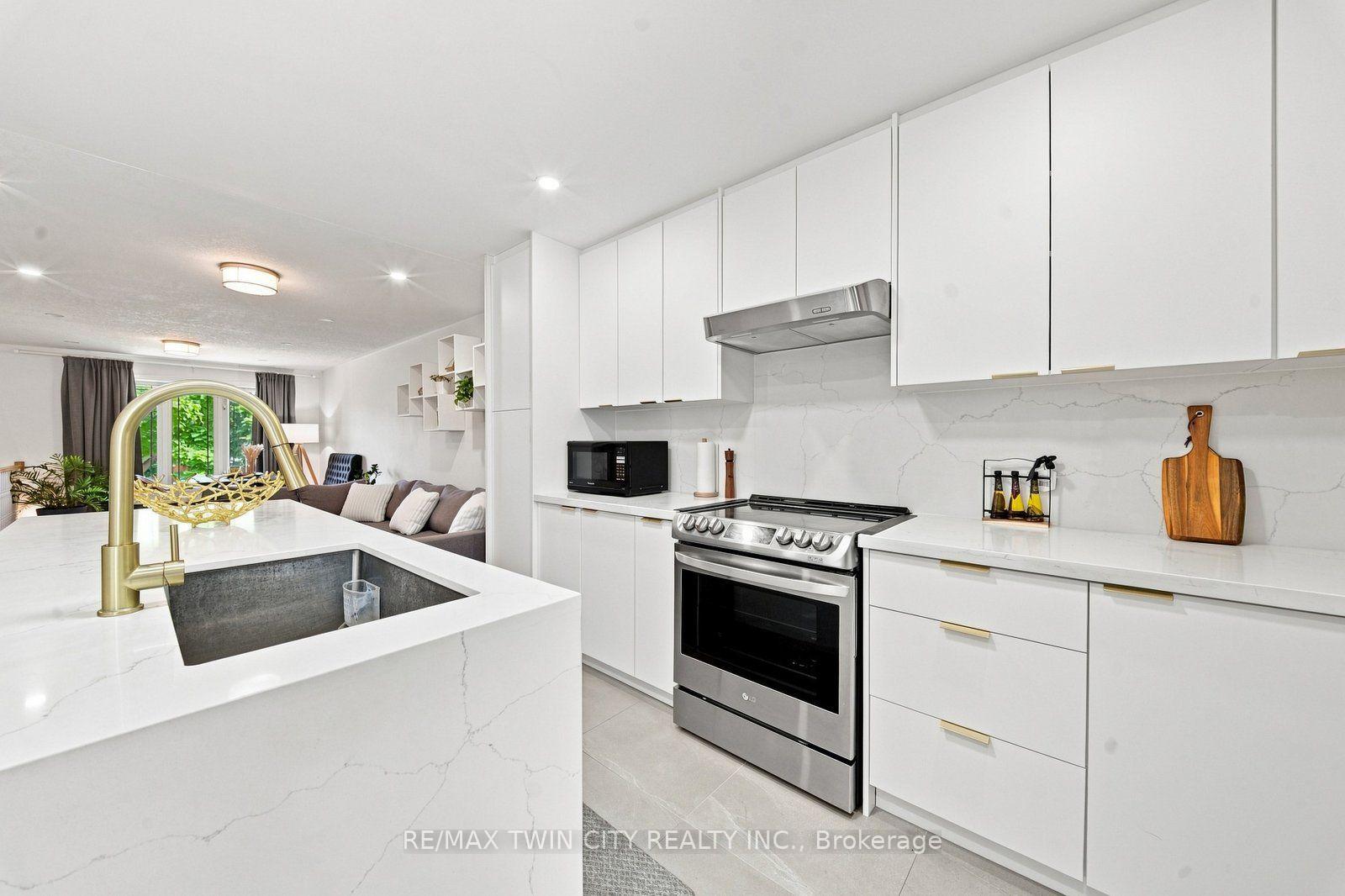 Photo 24 of 22 Osborn Avenue, Brantford, Empire — HOMEH