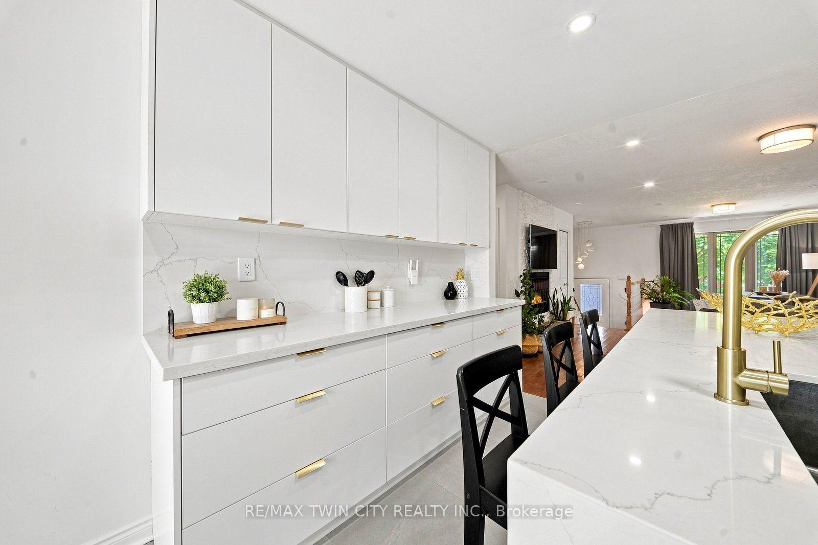 Photo 25 of 22 Osborn Avenue, Brantford, Empire — HOMEH