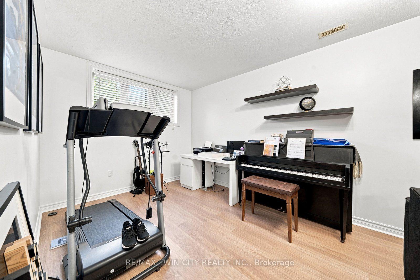Photo 35 of 22 Osborn Avenue, Brantford, Empire — HOMEH