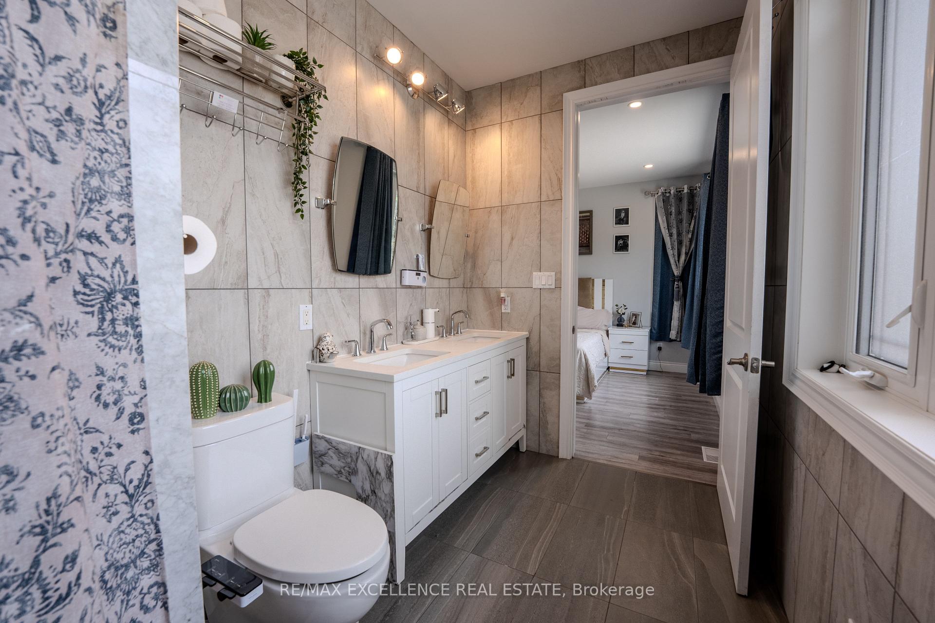 Photo 12 of 21 Elizabeth Street, Halton Hills, Georgetown — HOMEH