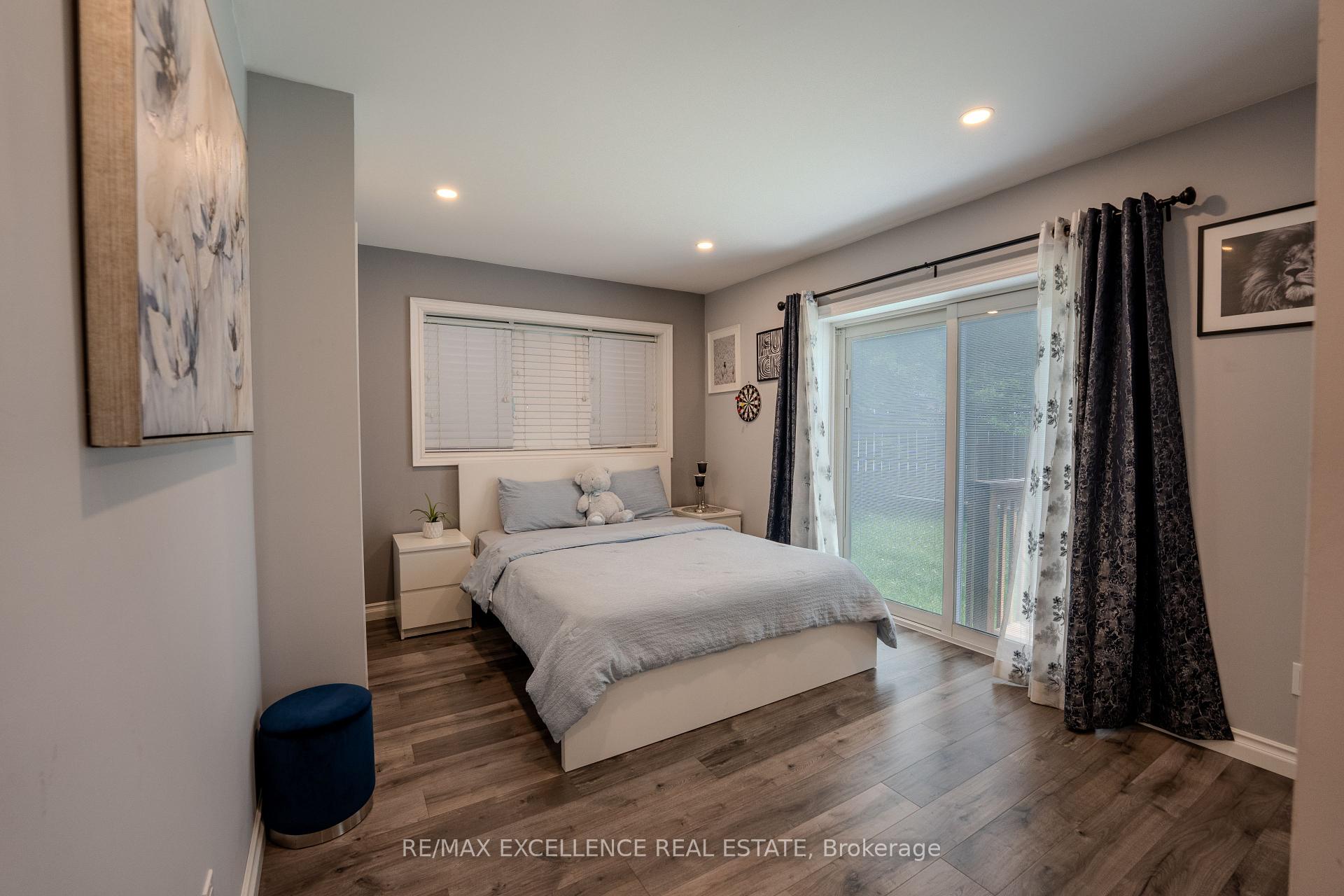 Photo 15 of 21 Elizabeth Street, Halton Hills, Georgetown — HOMEH