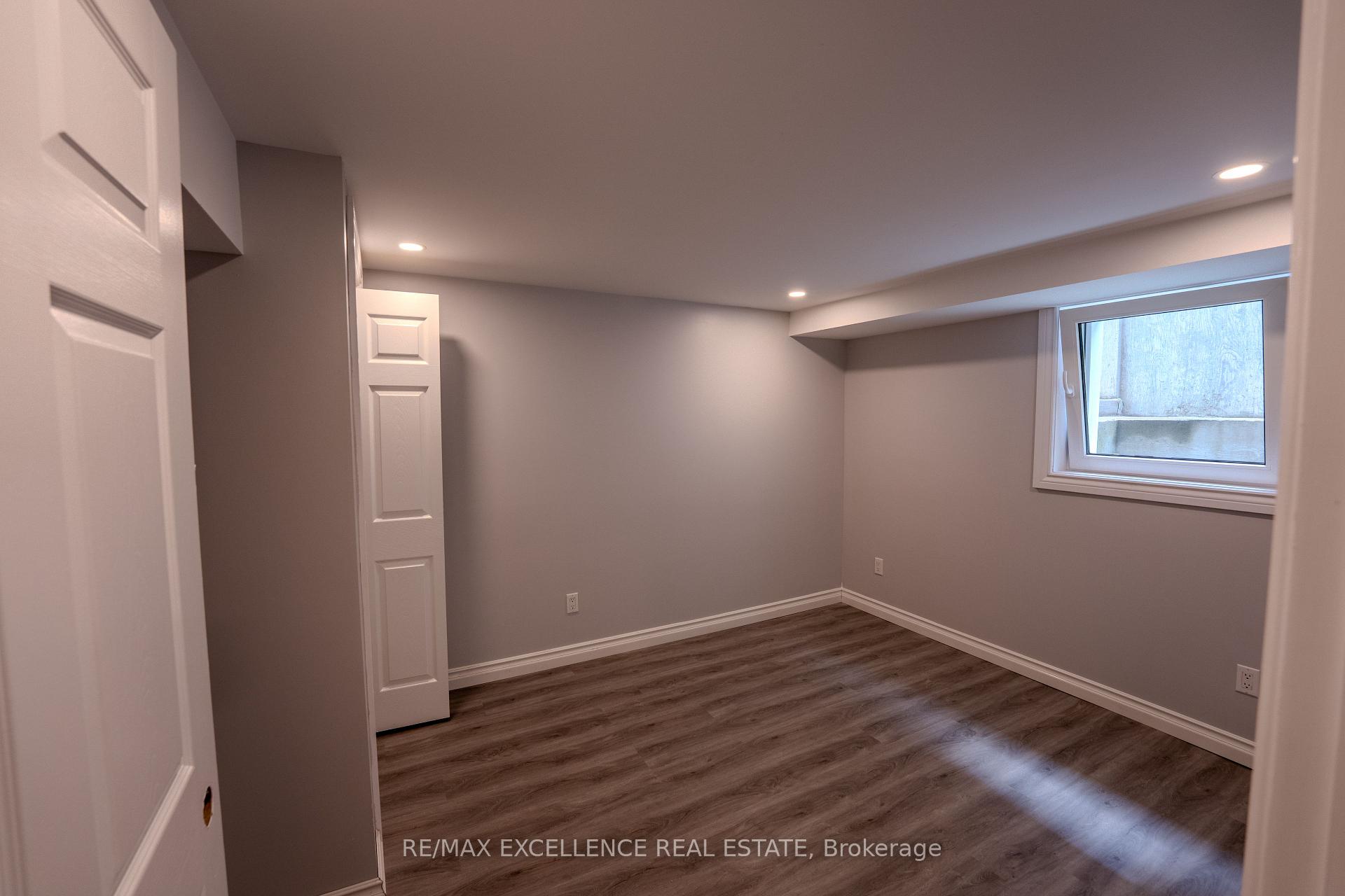 Photo 27 of 21 Elizabeth Street, Halton Hills, Georgetown — HOMEH
