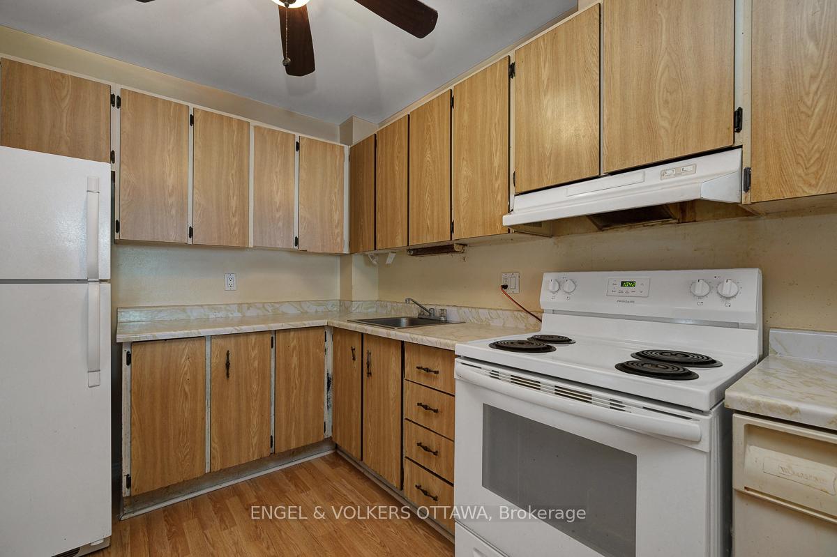 Photo 15 of Unit 133, 3445 Uplands Drive, Ottawa, Hunt Club — HOMEH