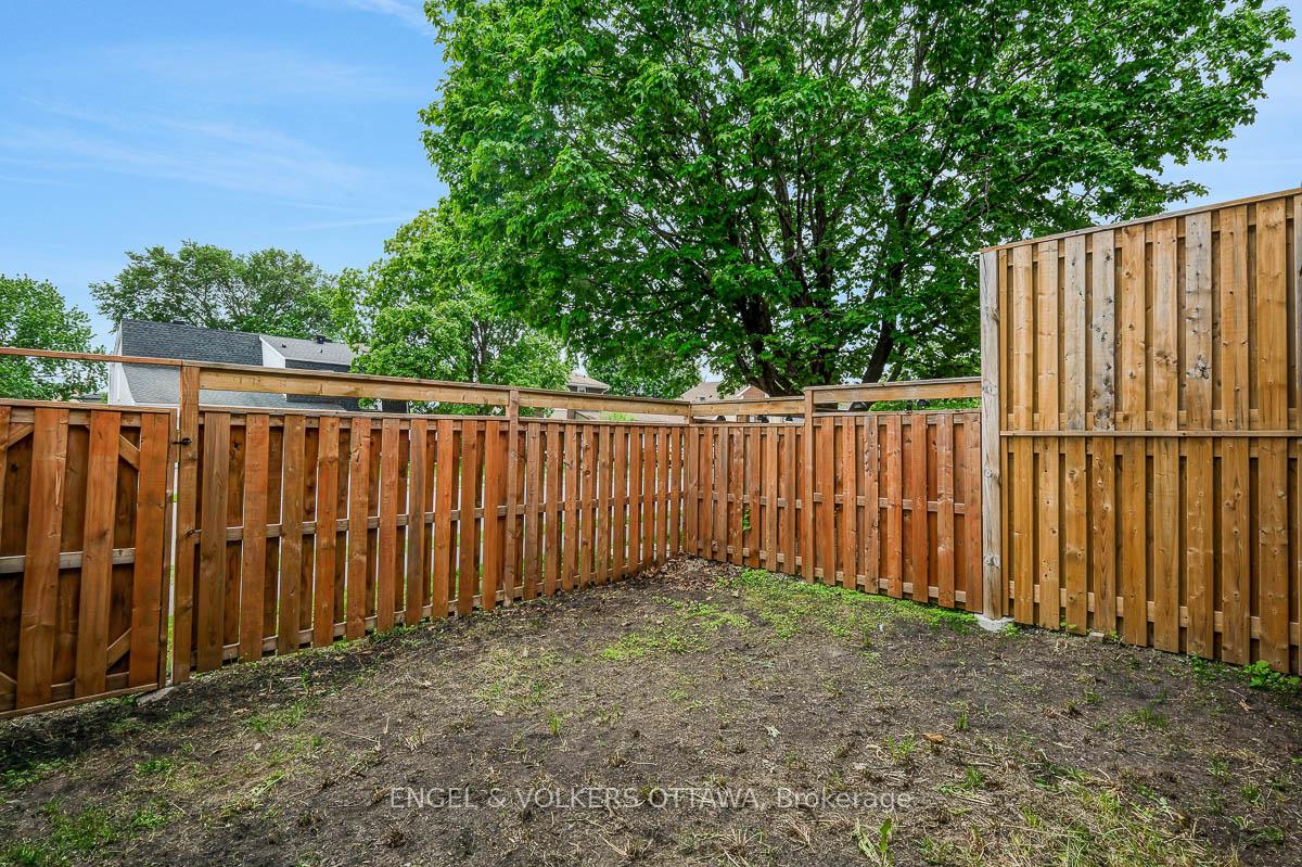 Photo 27 of Unit 133, 3445 Uplands Drive, Ottawa, Hunt Club — HOMEH