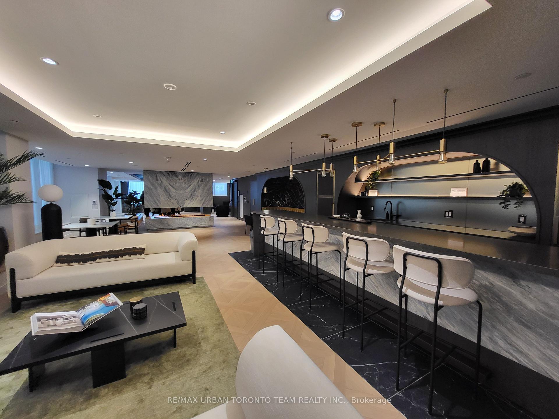 Photo 13 of Unit 3205, 127 Broadway Avenue, Toronto, Mount Pleasant West — HOMEH