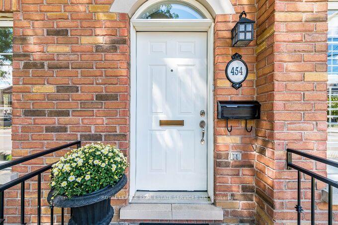 Photo 1 of 454 St Johns Road, Toronto, Runnymede-Bloor West Village — HOMEH