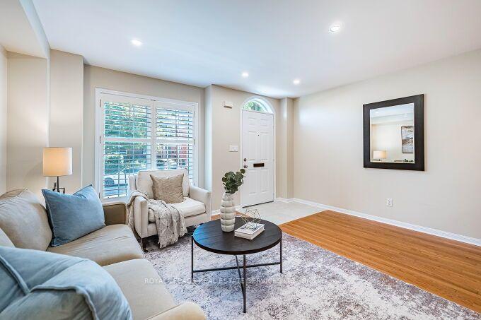 Photo 5 of 454 St Johns Road, Toronto, Runnymede-Bloor West Village — HOMEH