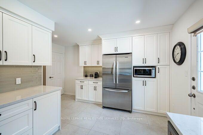 Photo 9 of 454 St Johns Road, Toronto, Runnymede-Bloor West Village — HOMEH