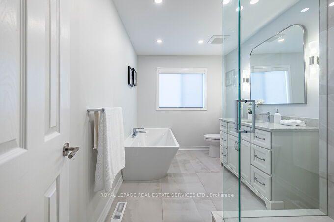 Photo 24 of 454 St Johns Road, Toronto, Runnymede-Bloor West Village — HOMEH