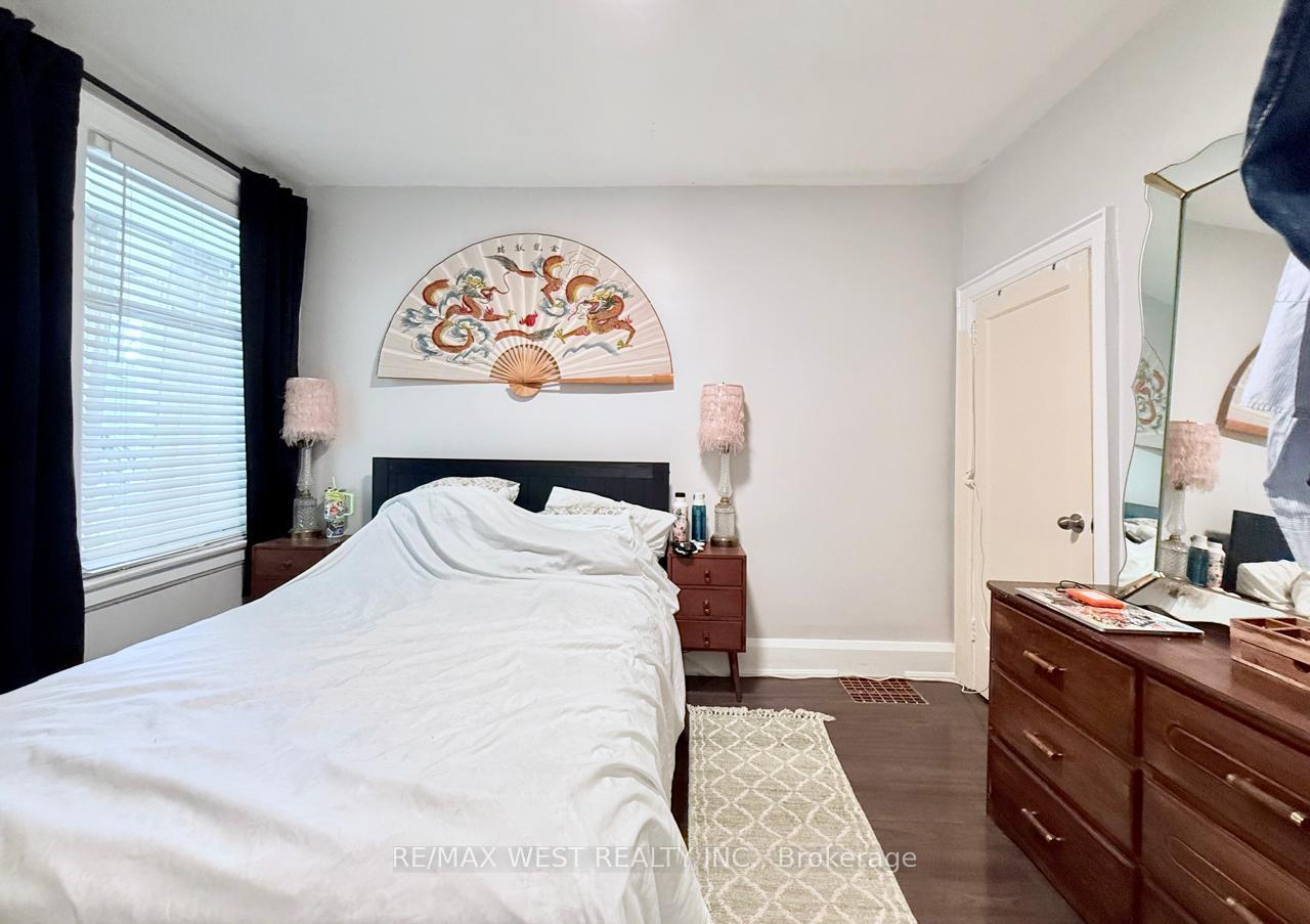 Photo 6 of 231 Rosemount Avenue, Toronto, Corso Italia-Davenport — HOMEH