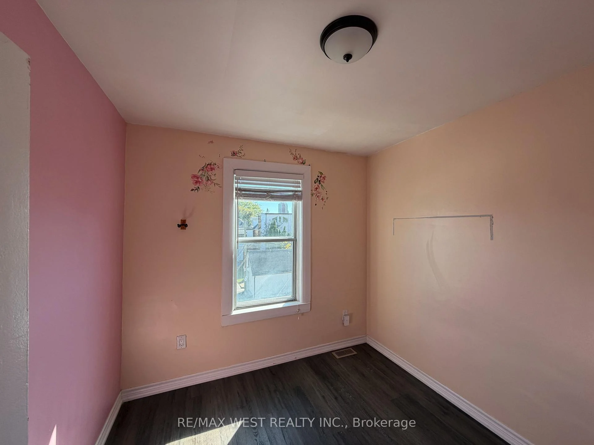 Photo 17 of 231 Rosemount Avenue, Toronto, Corso Italia-Davenport — HOMEH