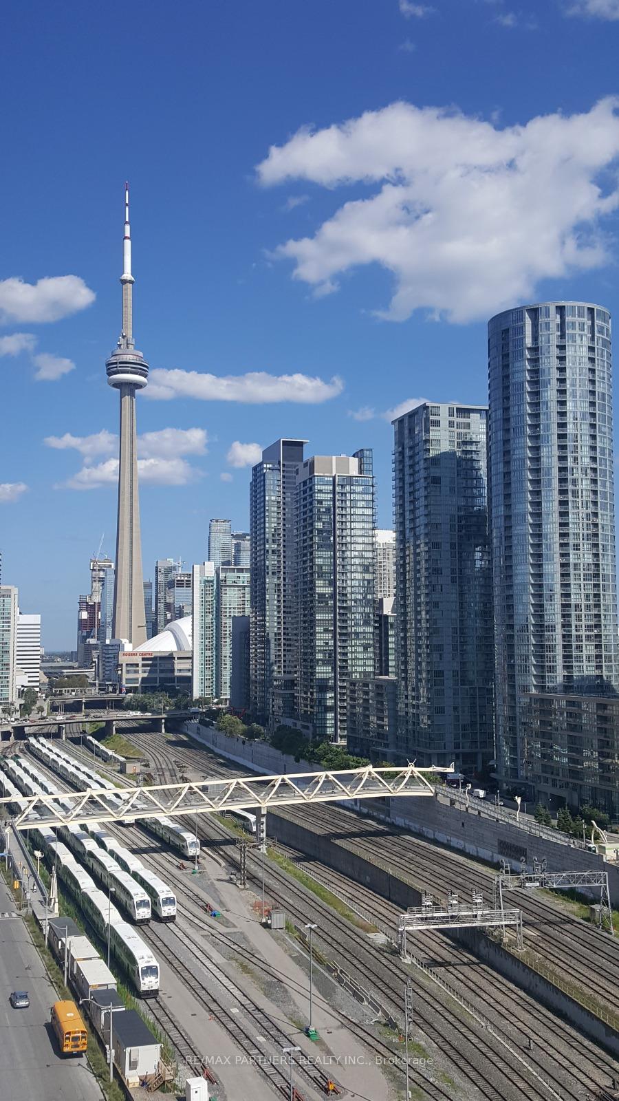 Photo 15 of Unit 1403 W, 27 Bathurst Street W, Toronto, Waterfront Communities — HOMEH