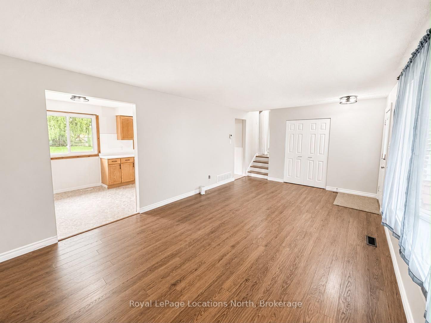 Photo 3 of Unit A (Upper), 504 Sixth Street, Collingwood — HOMEH