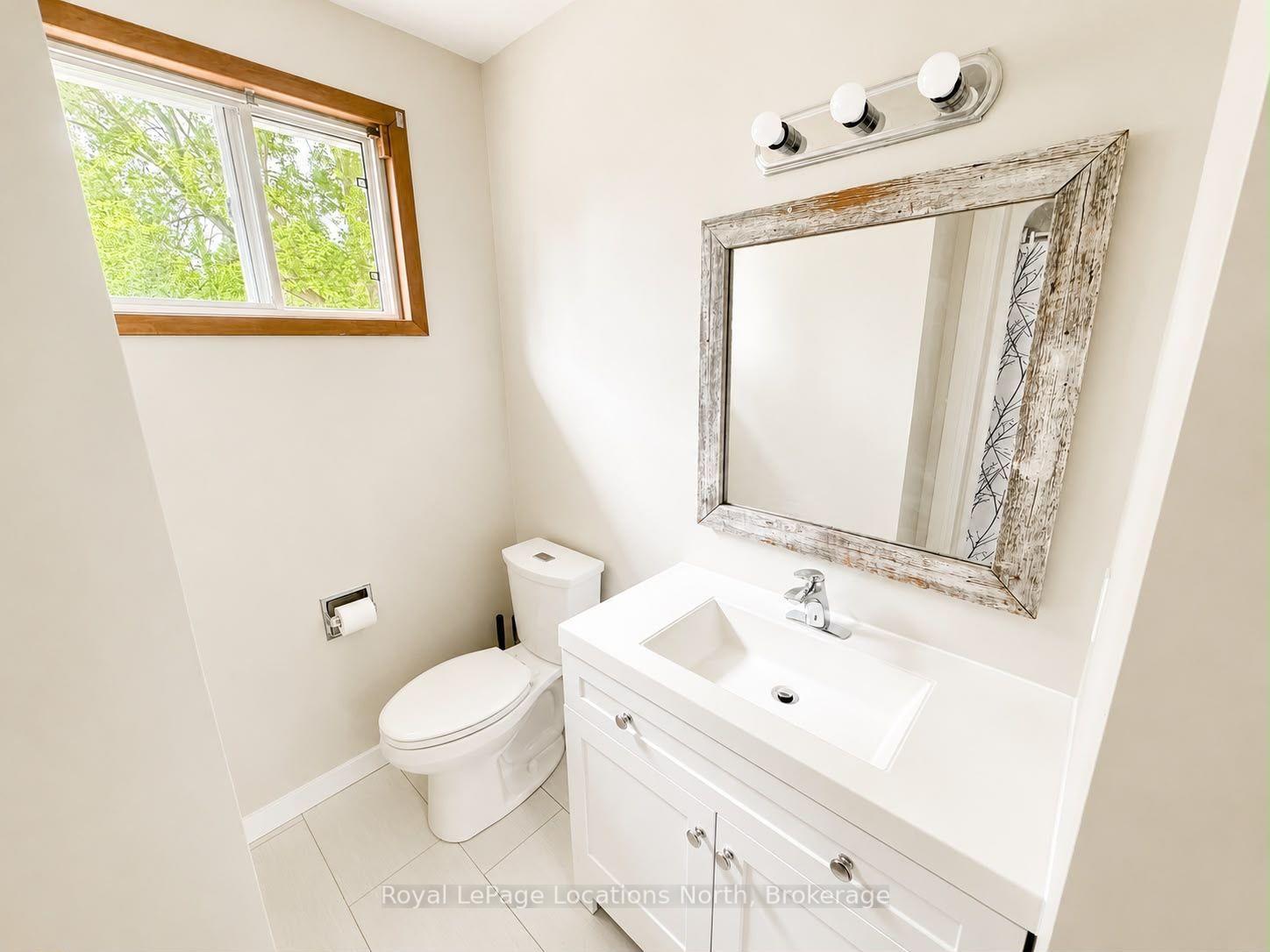 Photo 10 of Unit A (Upper), 504 Sixth Street, Collingwood — HOMEH