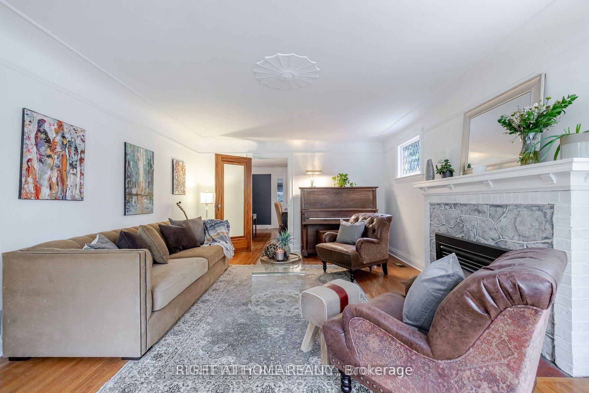 Photo 7 of 931 Waterloo Street, London, East B — HOMEH