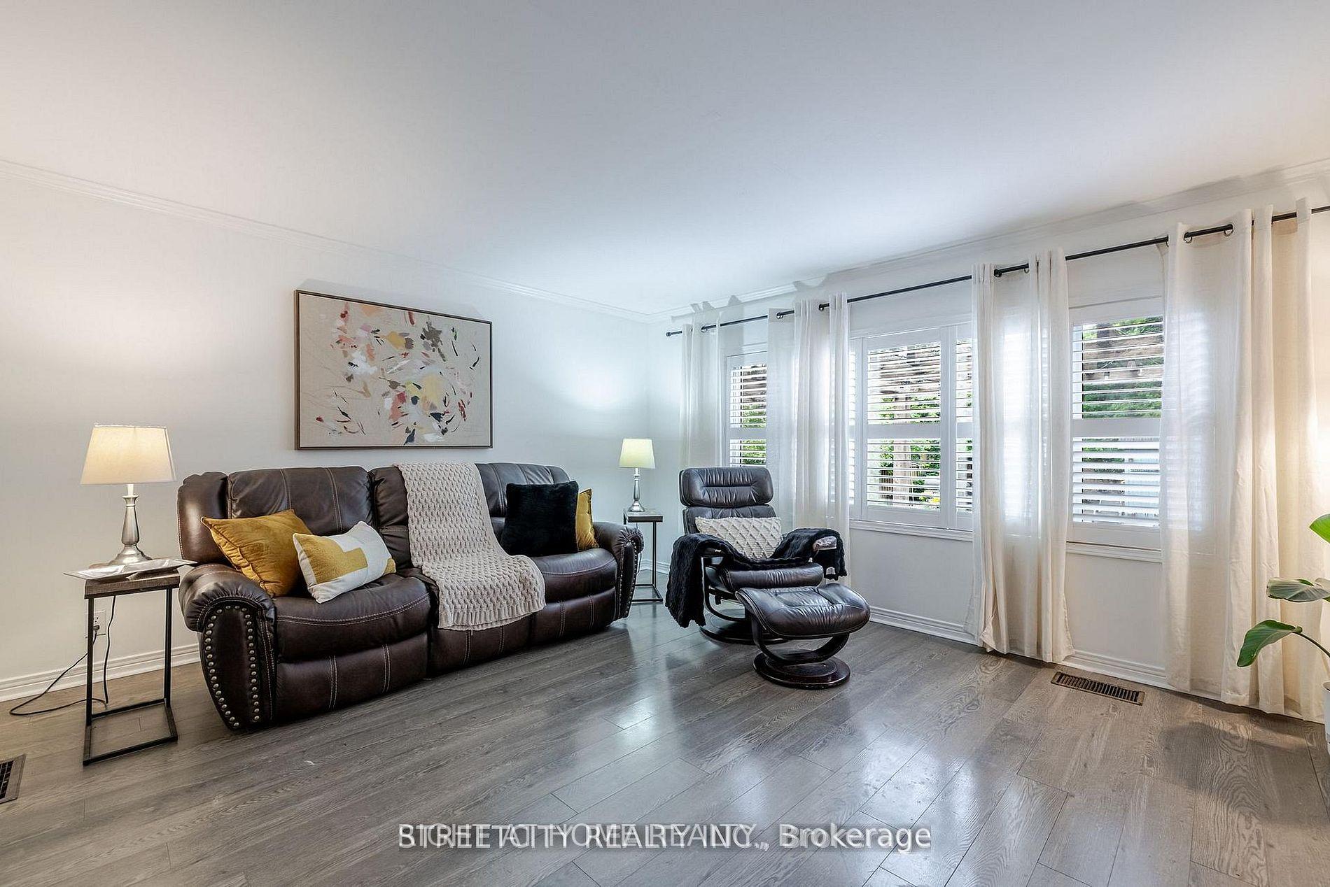 Photo 13 of 931 Waterloo Street, London, East B — HOMEH