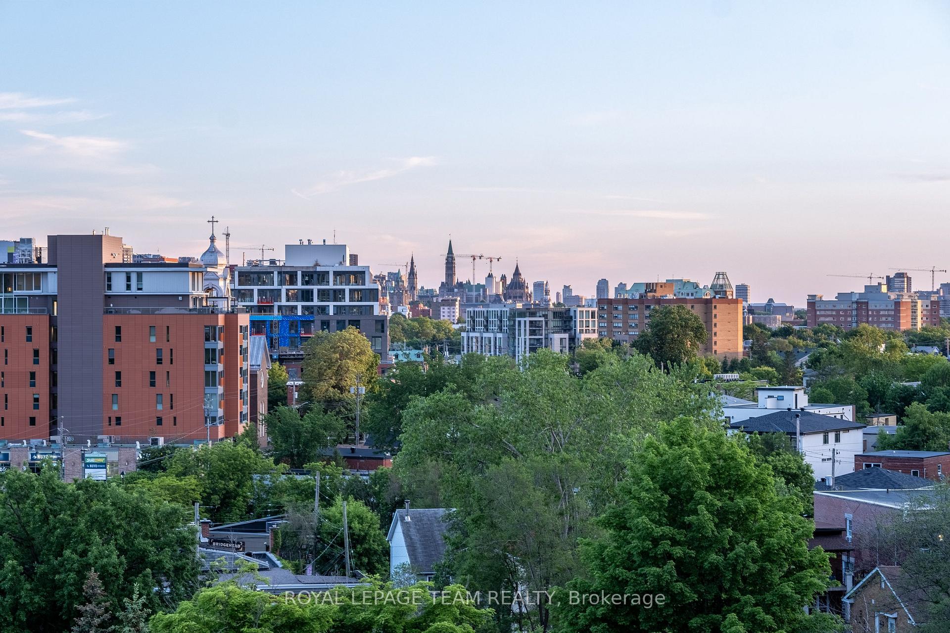 Photo of Unit 506, 7 Marquette Avenue