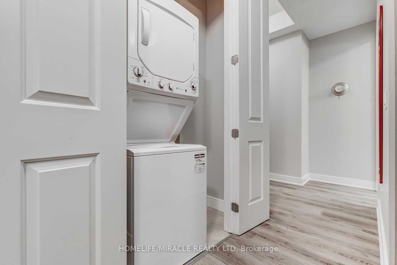 Photo 5 of Unit 516, 150 Main Street W, Hamilton, Central — HOMEH
